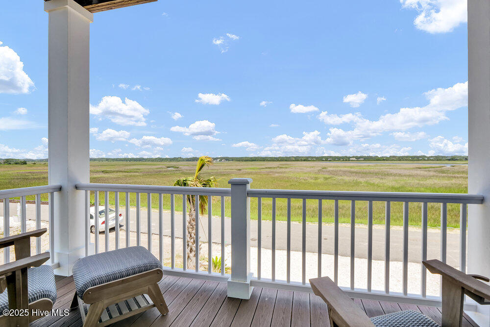 100509330 | Photo 39