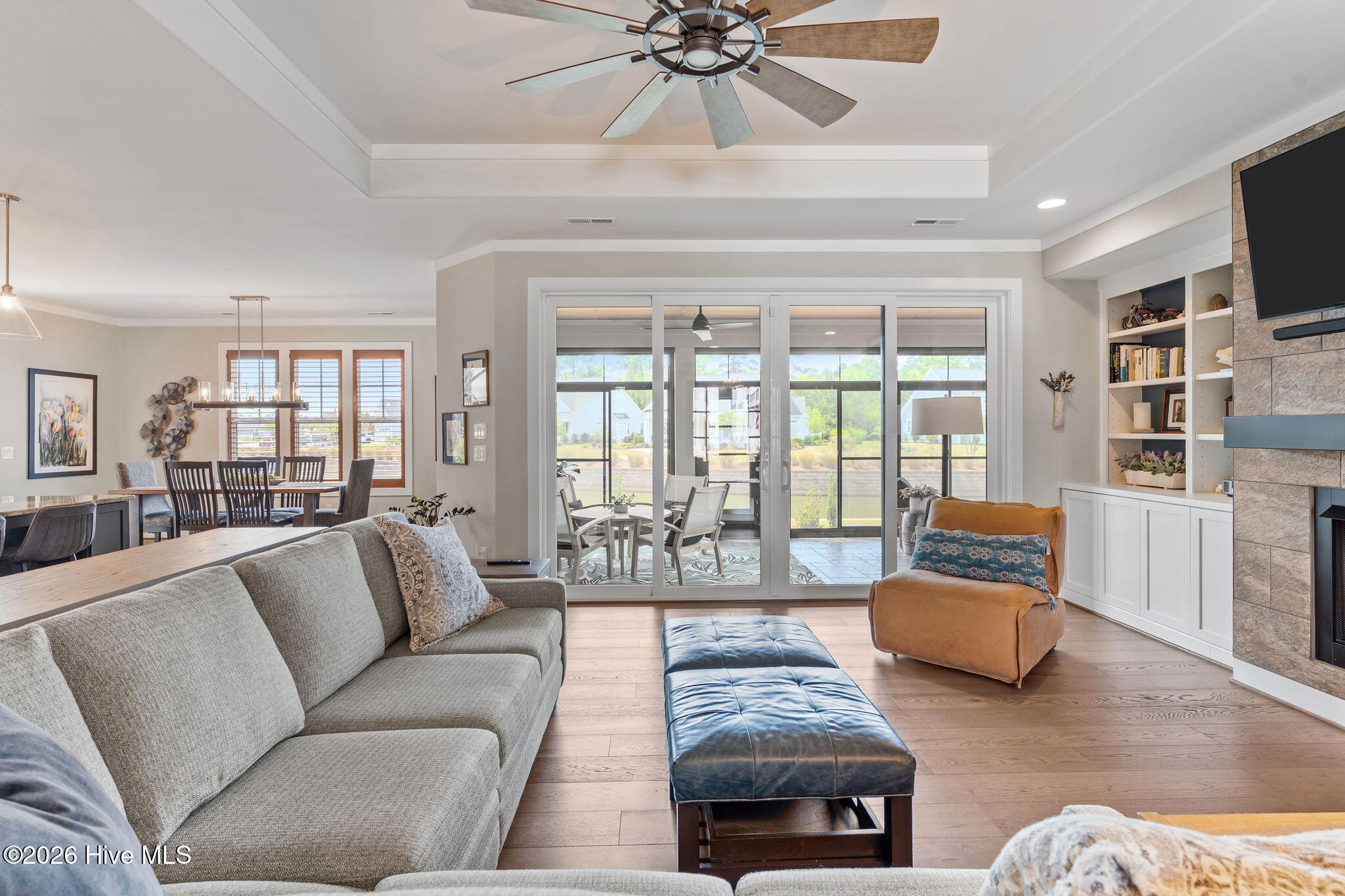 100568517 | Photo 13