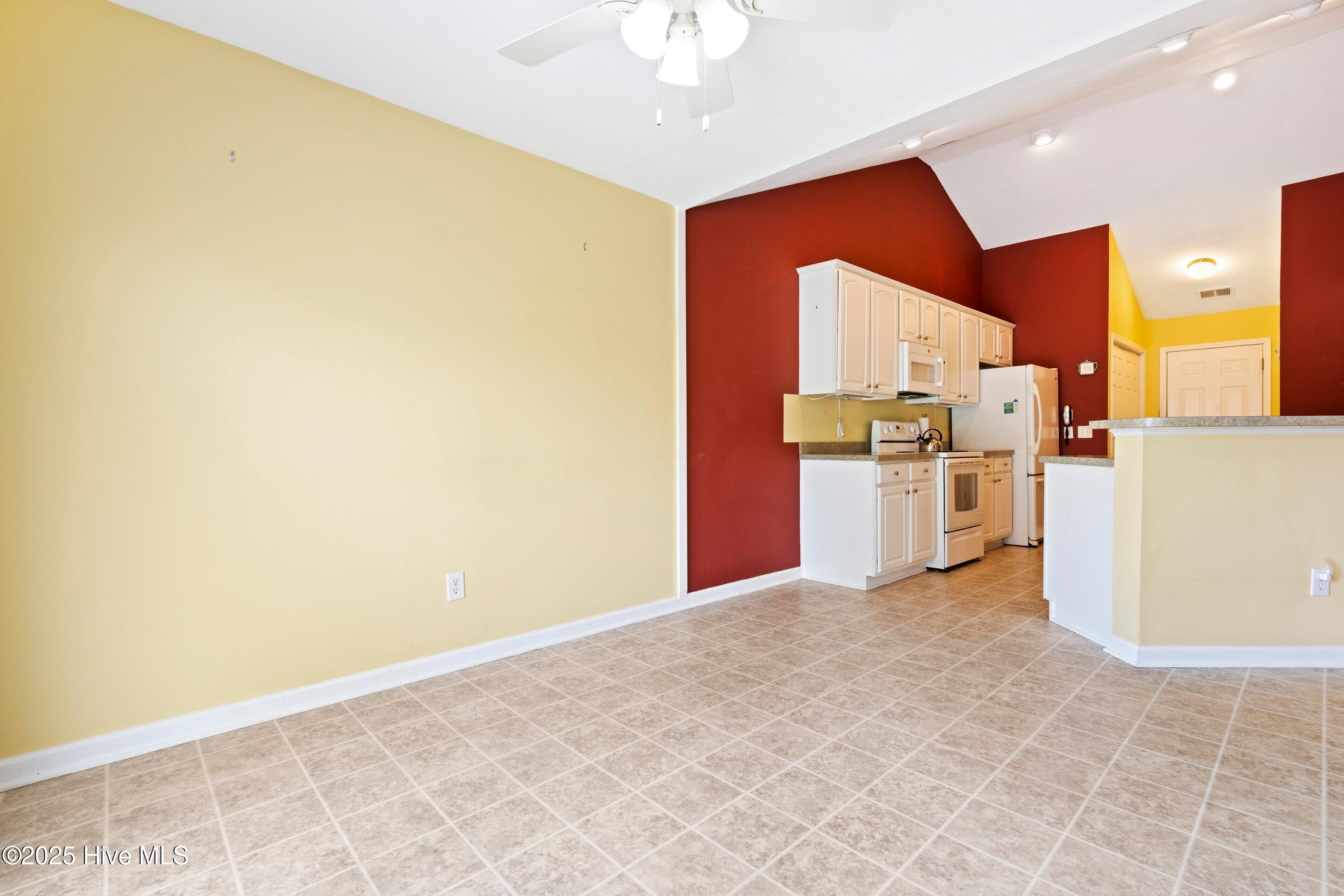 100509496 | Photo 38