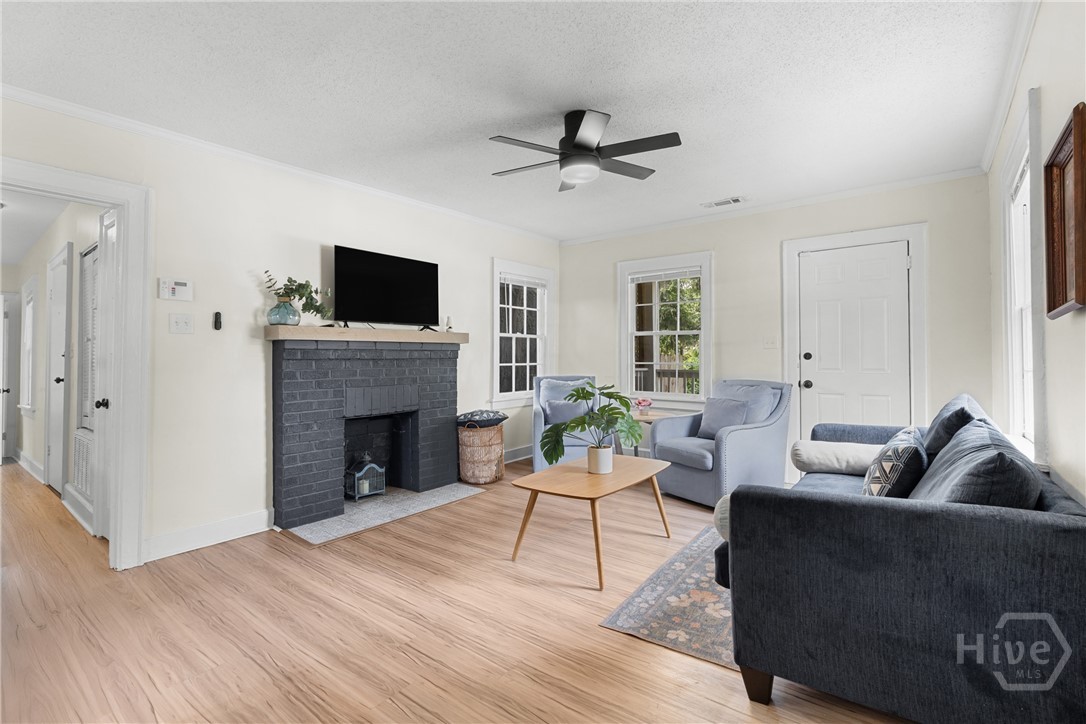 1st Unit Living Room