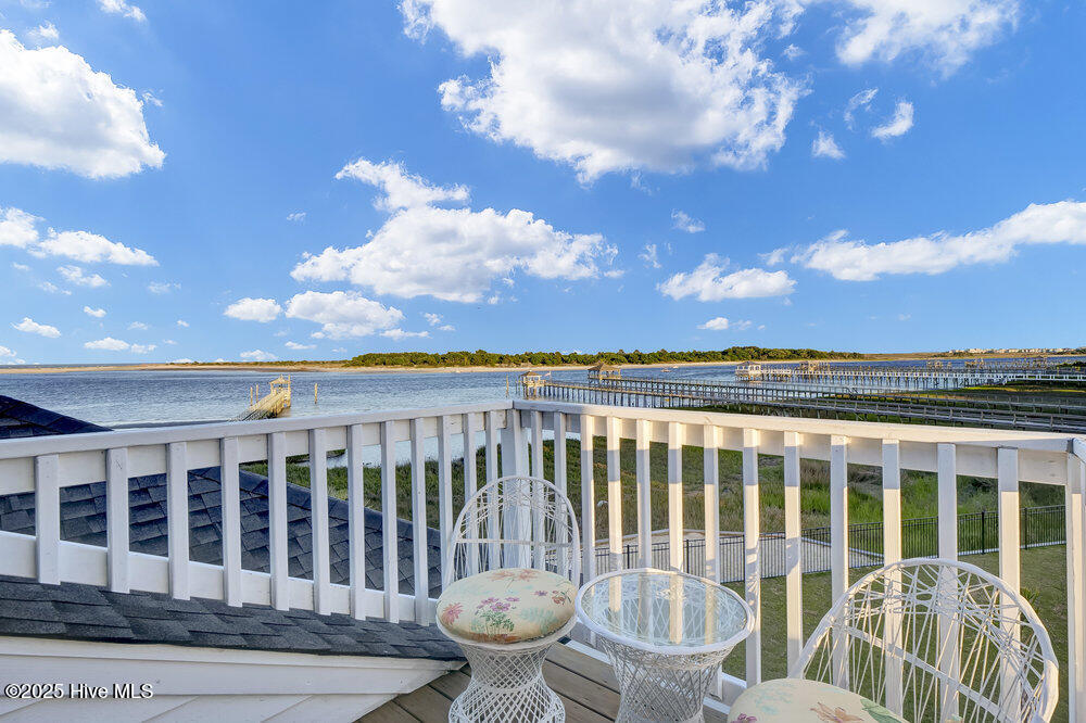 100511026 | Photo 35