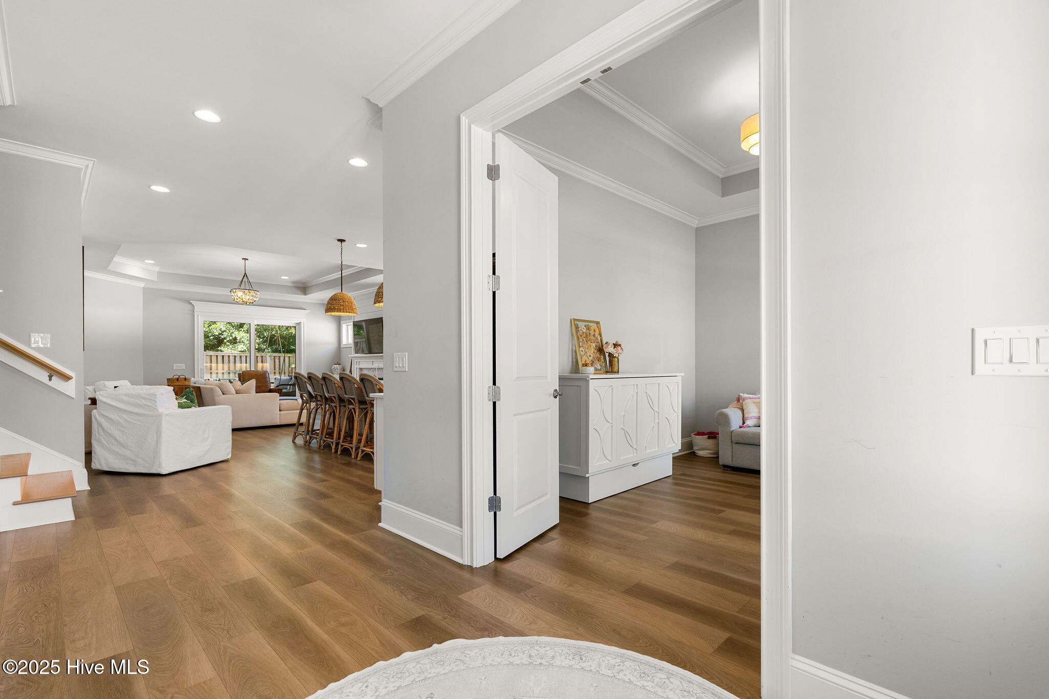 100527939 | Photo 11