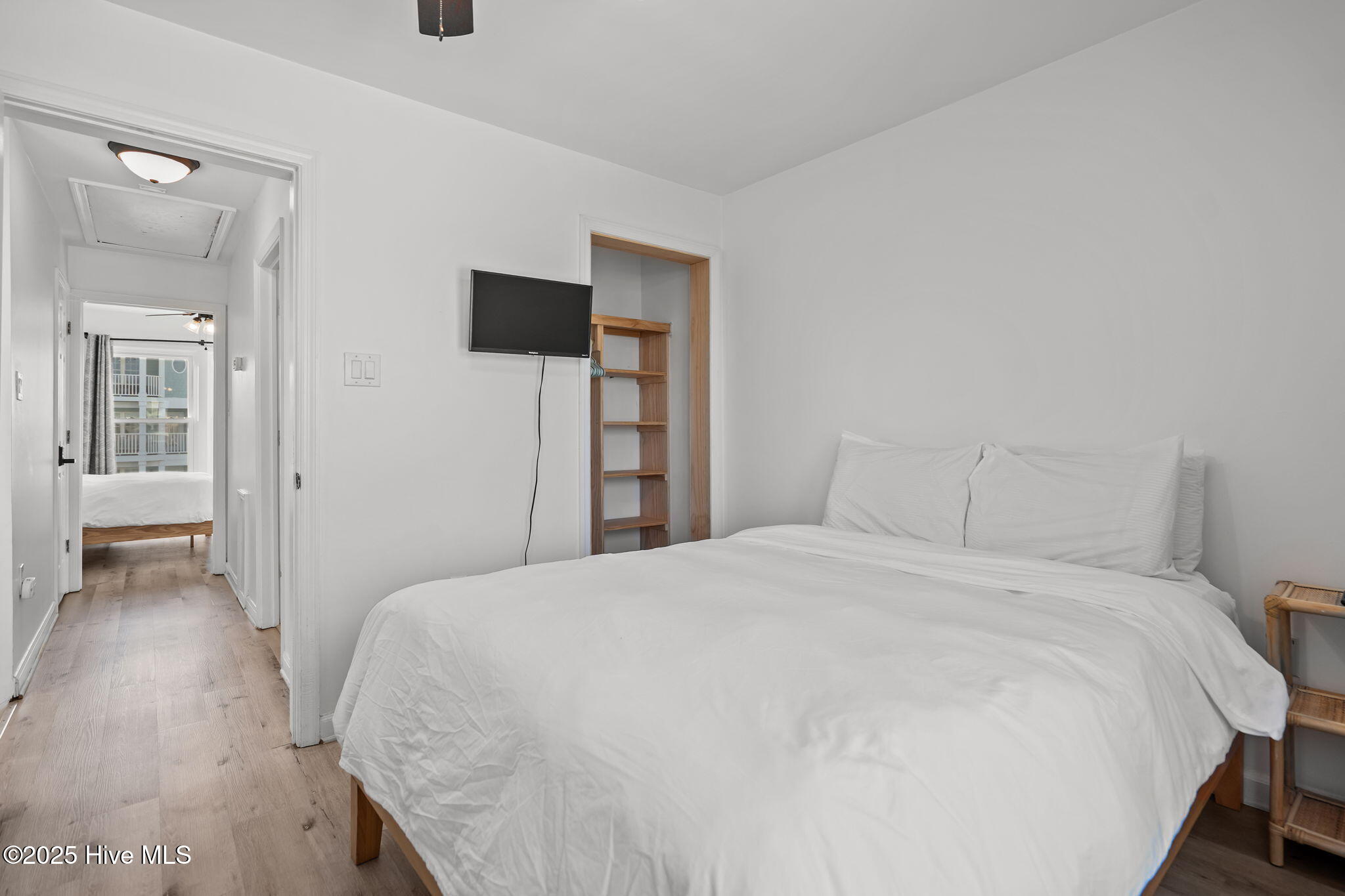 100544620 | Photo 56