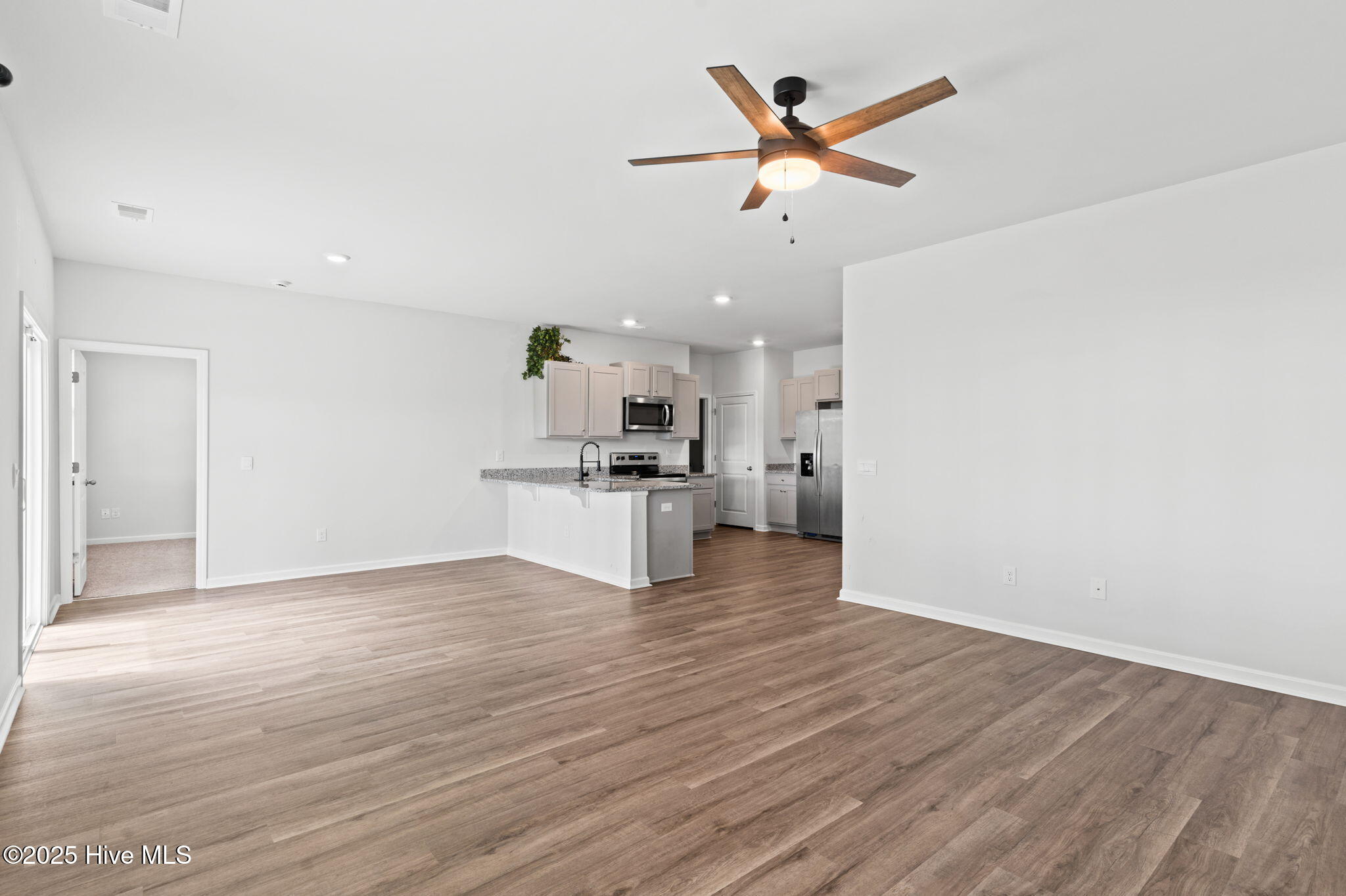 Living Room/Dining Room