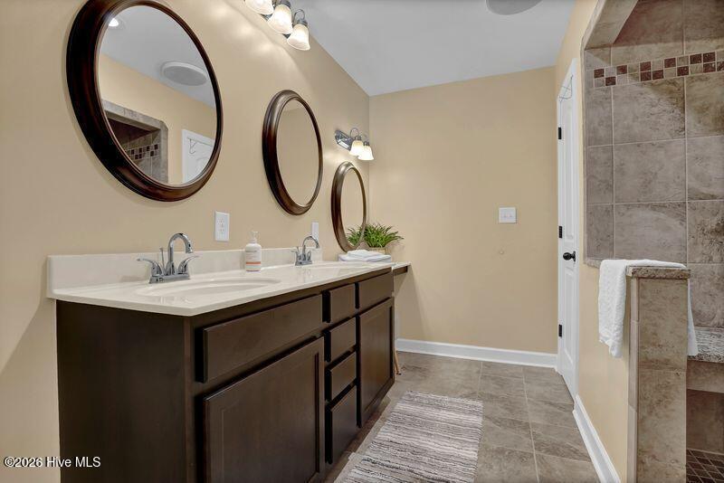 156 Peytons Ridge Drive, Hubert, NC, 28539