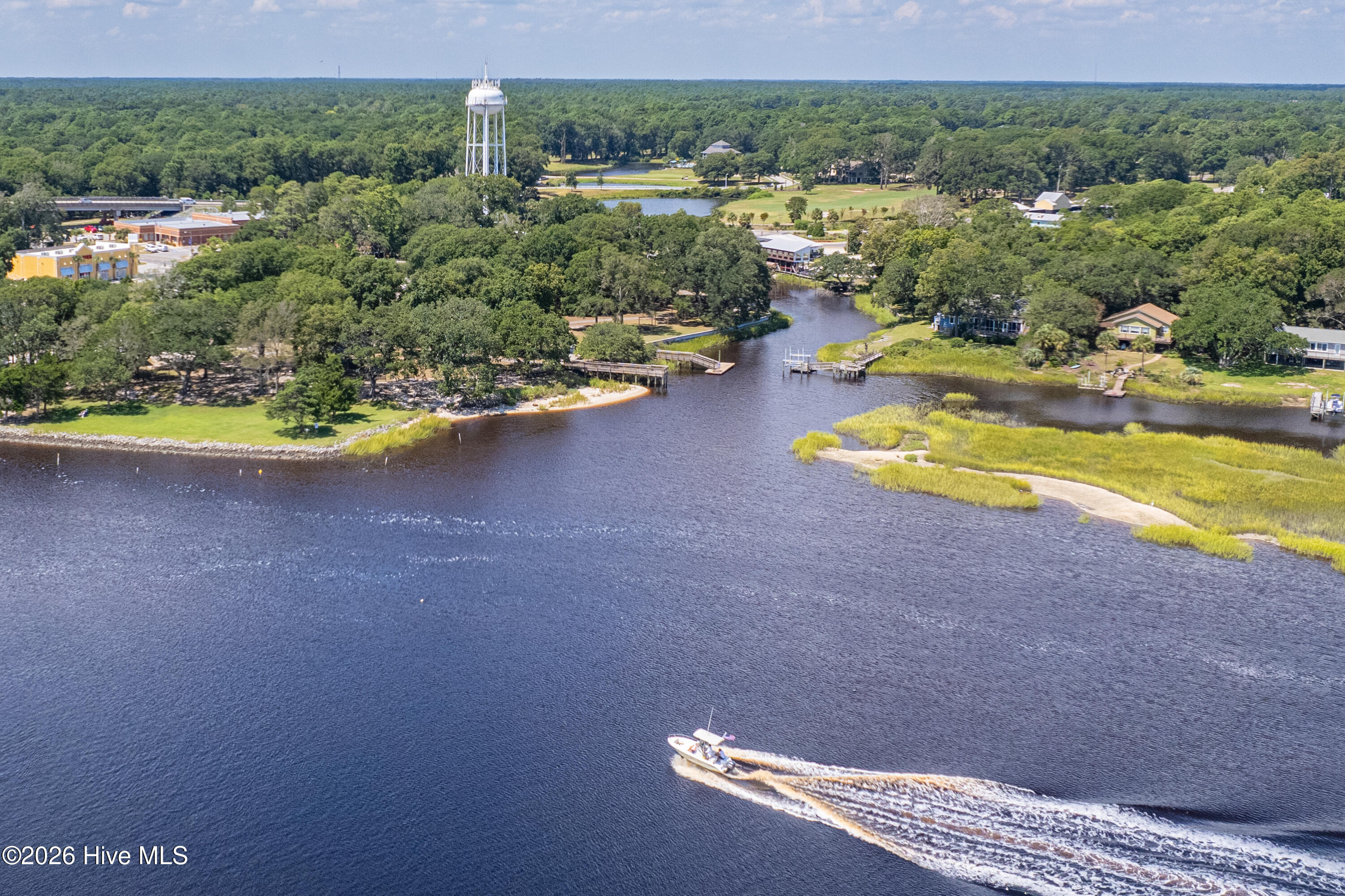 100569285 | Photo 25