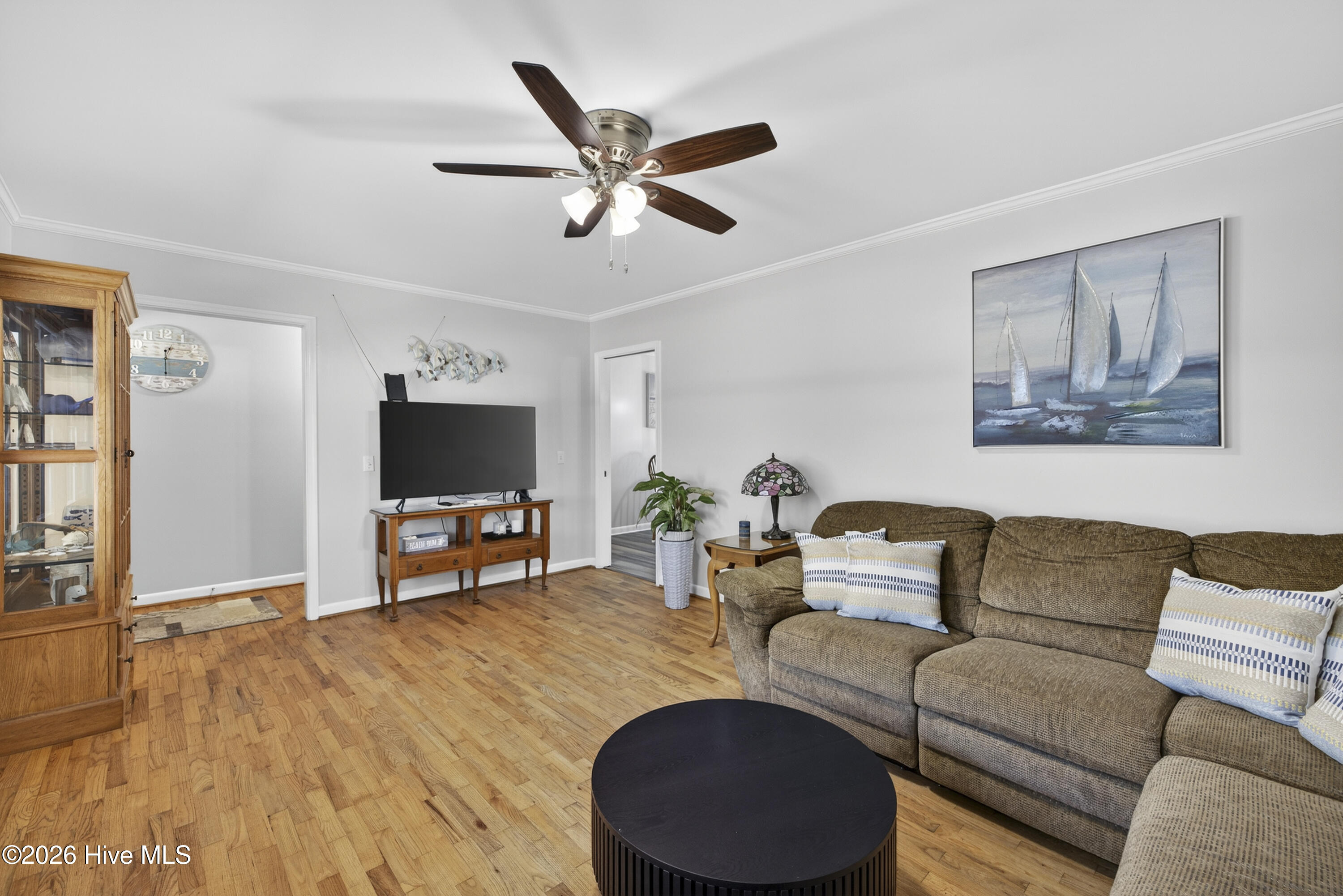 100556651 | Photo 10