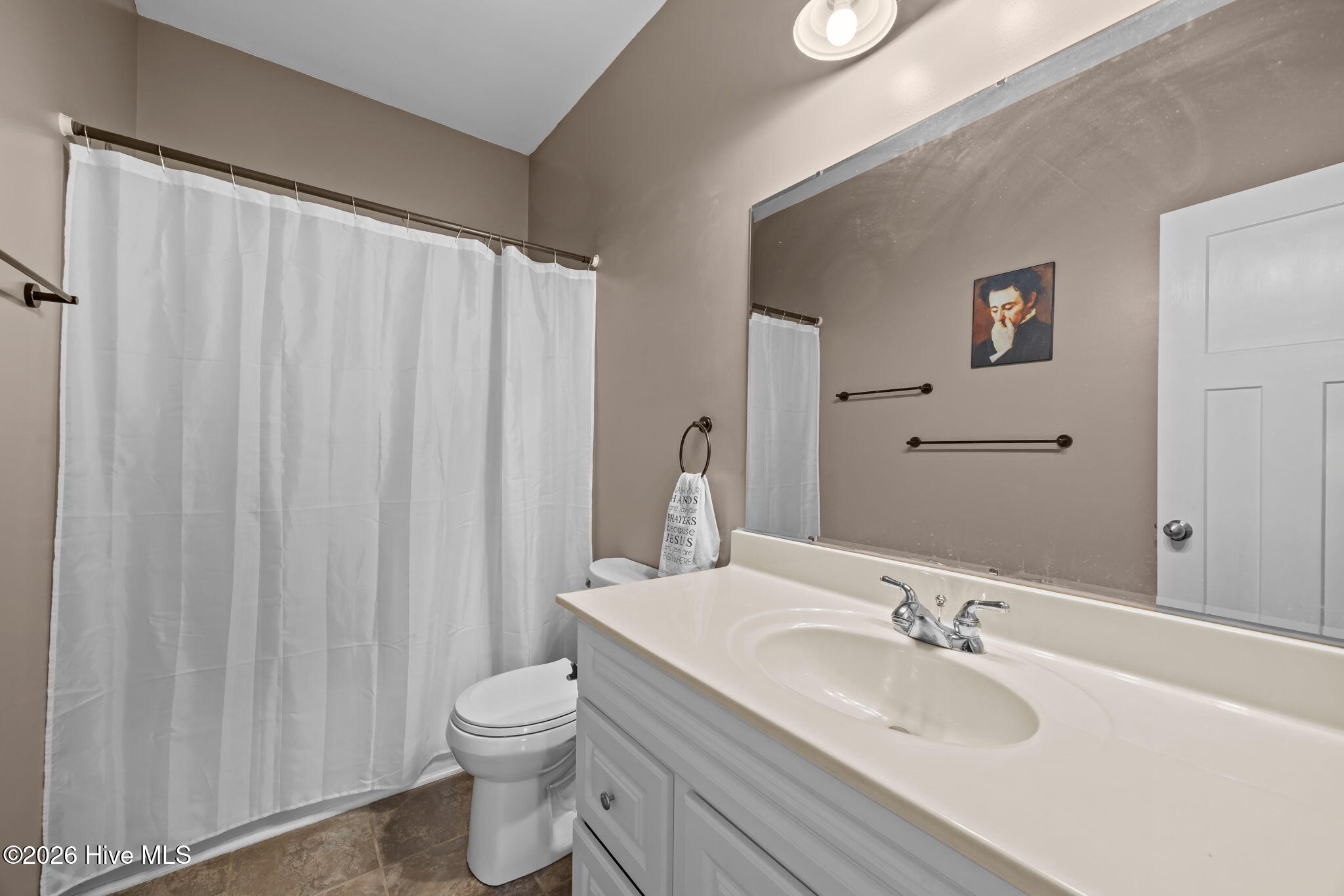 100548252 | Photo 22