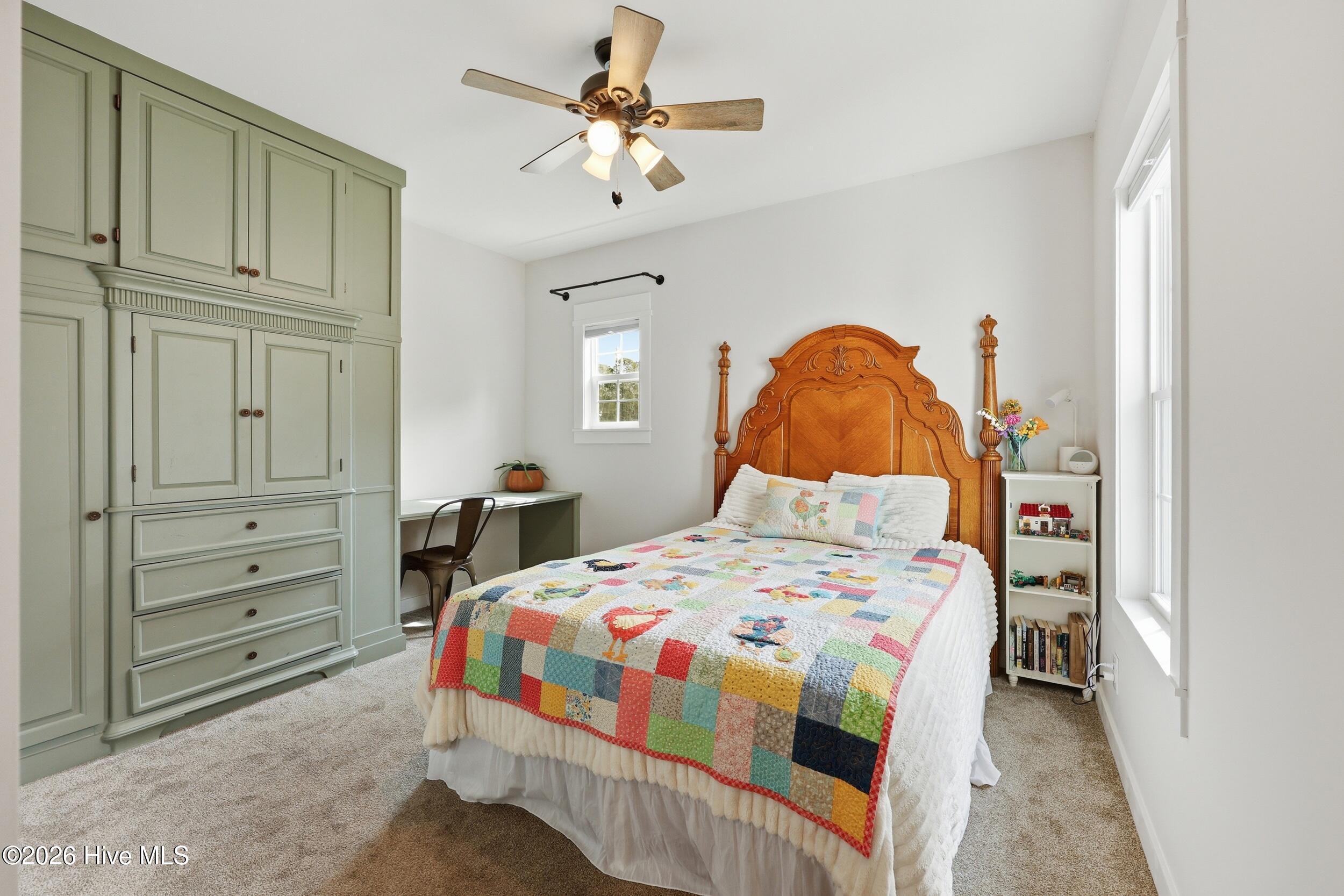 100562935 | Photo 39