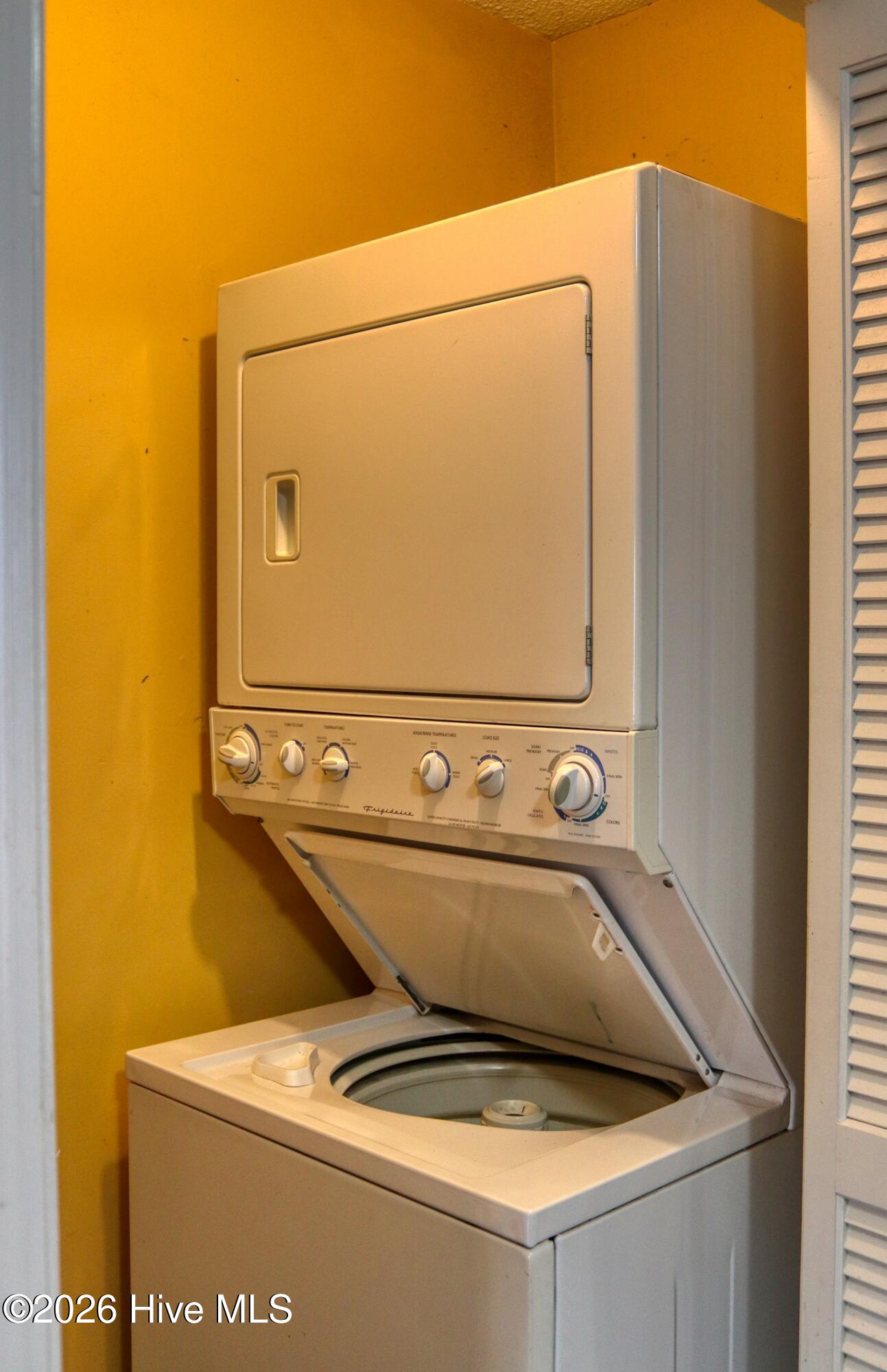 100552107 | Photo 10