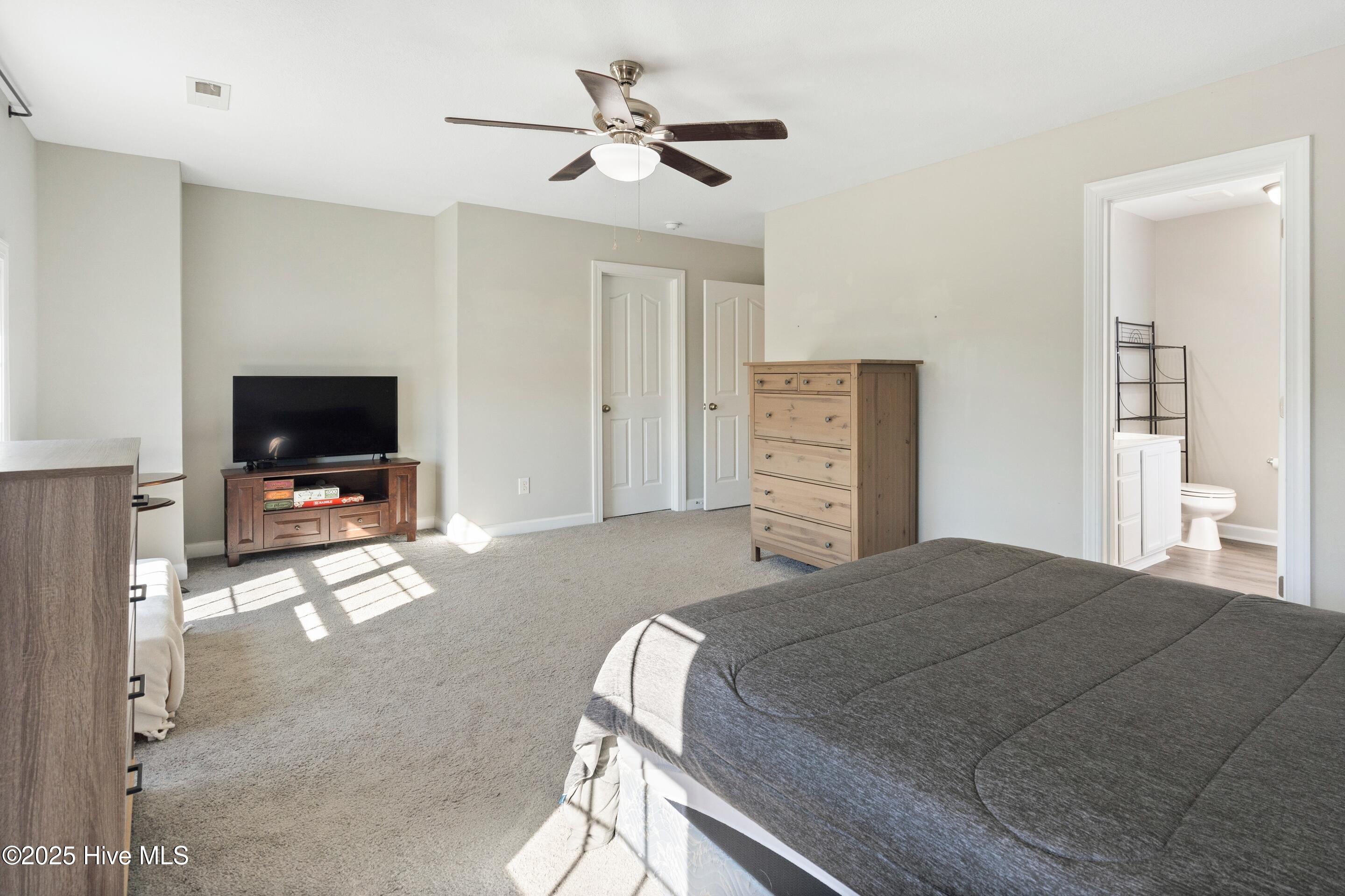 100539987 | Photo 27