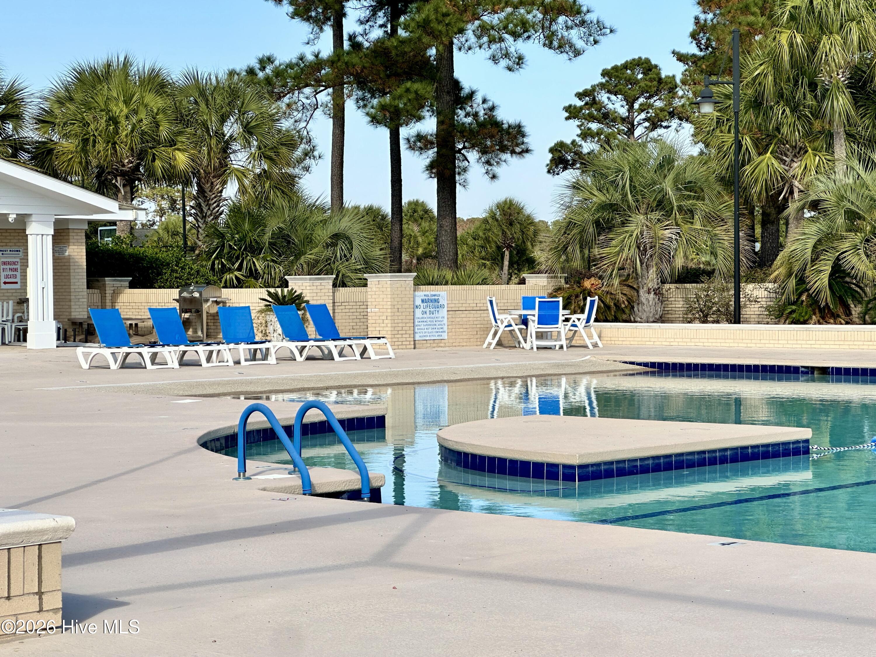 100554045 | Photo 52