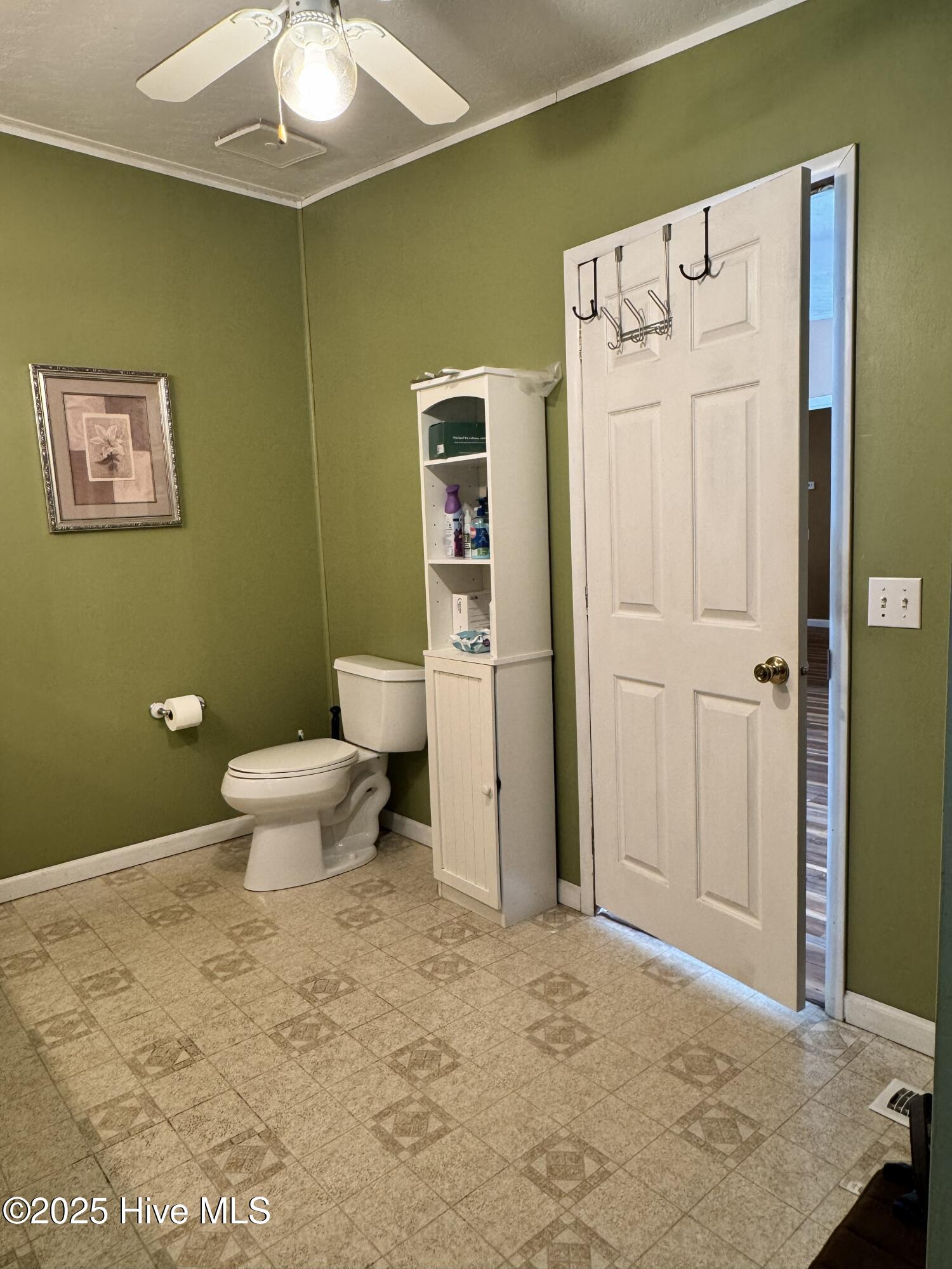 100538236 | Photo 26