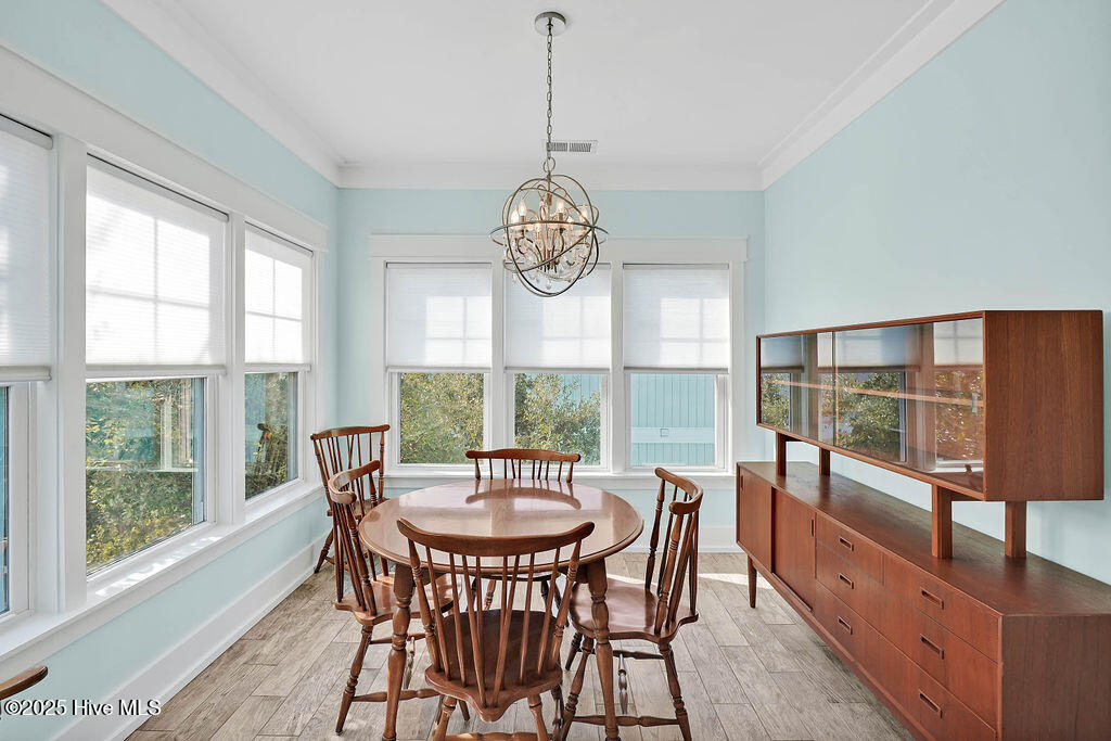 100516737 | Photo 28