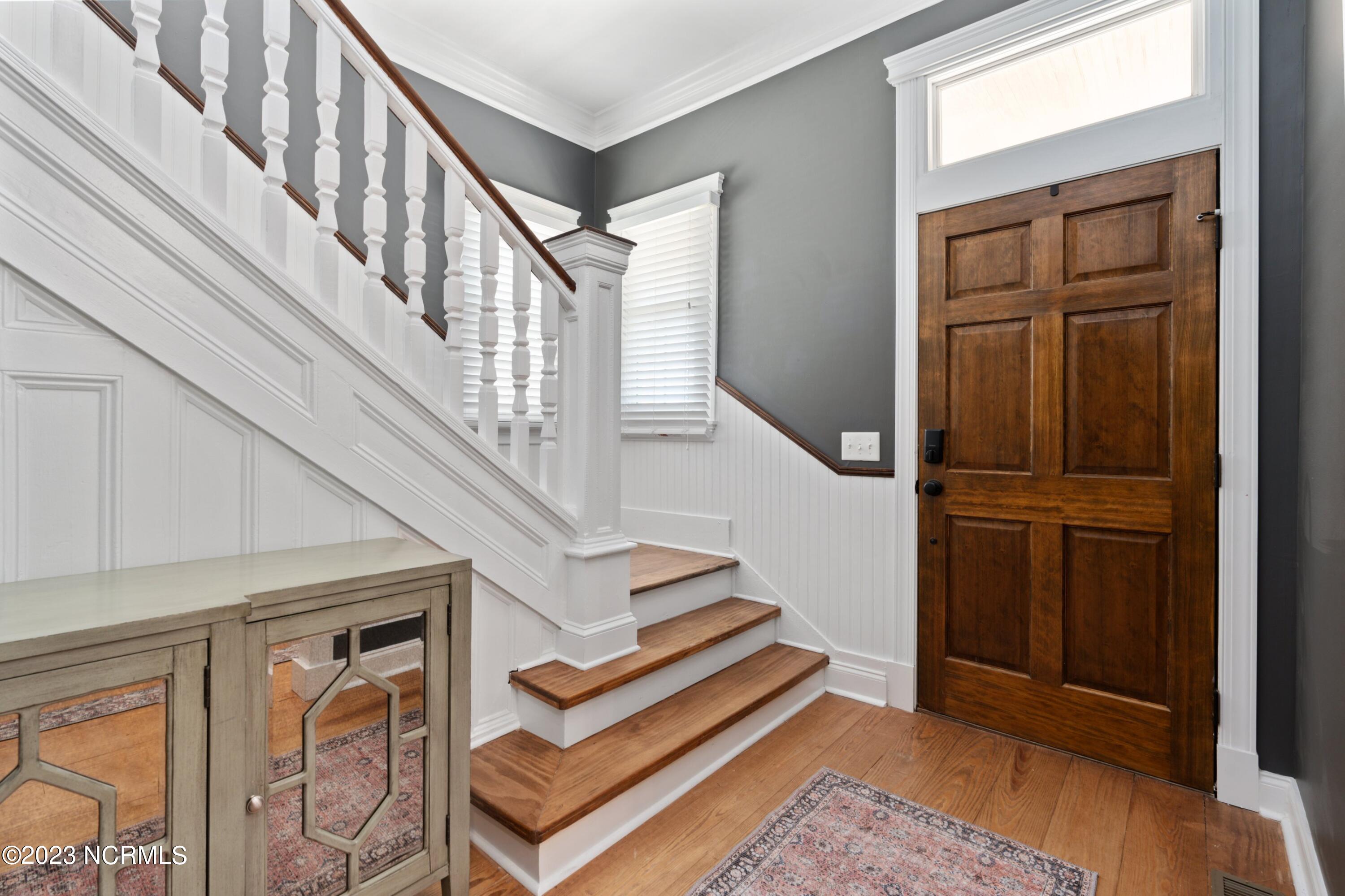 100559919 | Photo 15