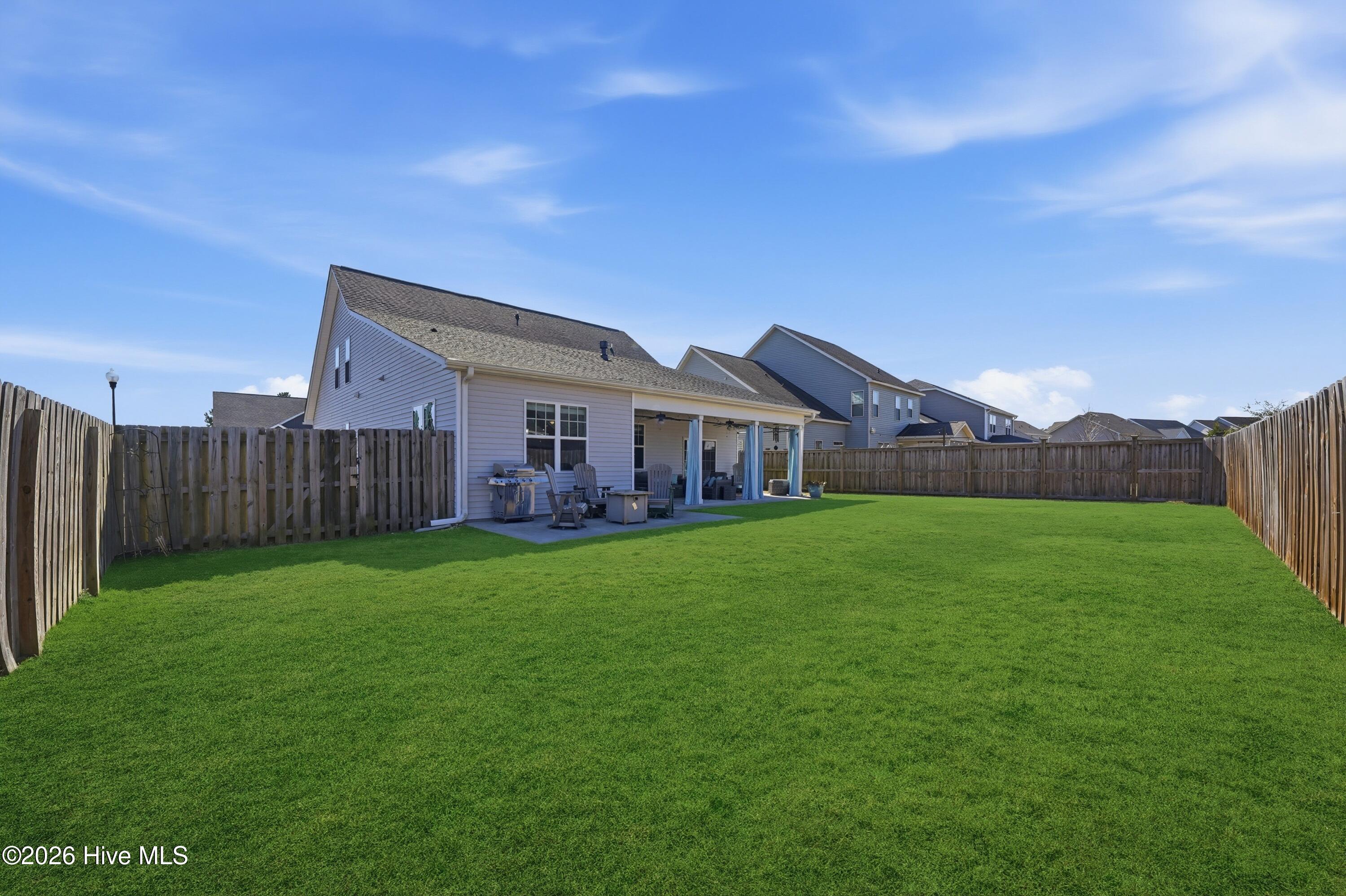 100557354 | Photo 34