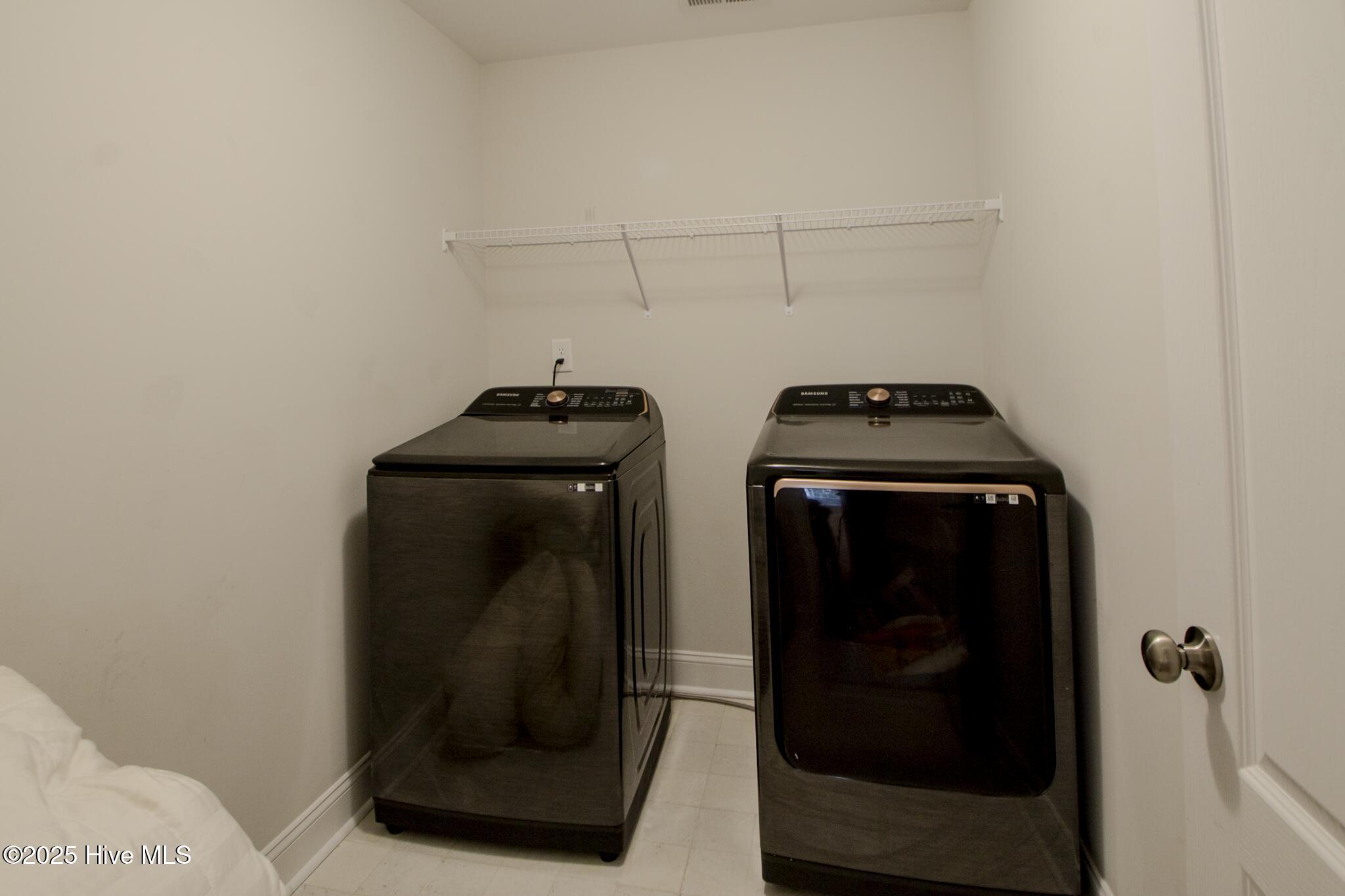 100543314 | Photo 22