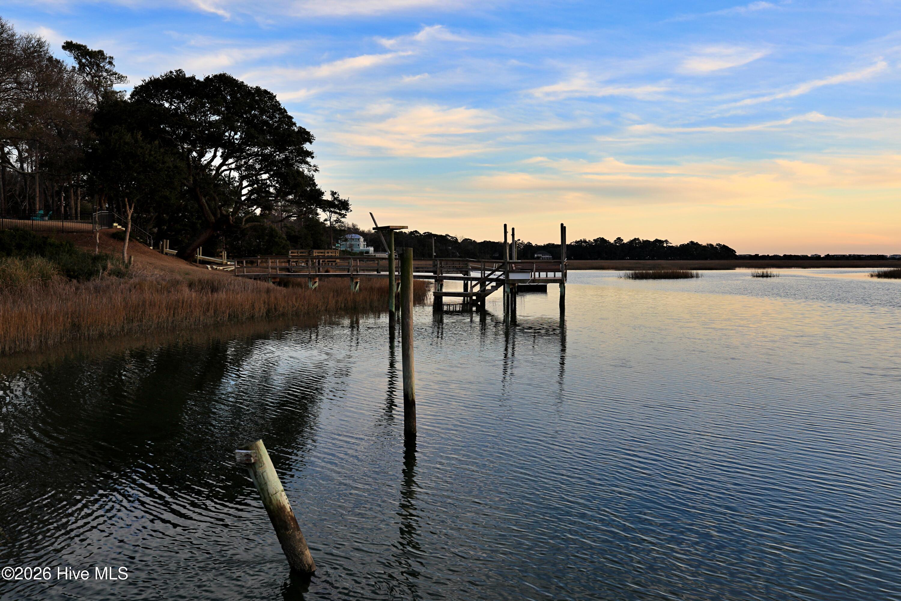 100554715 | Photo 17