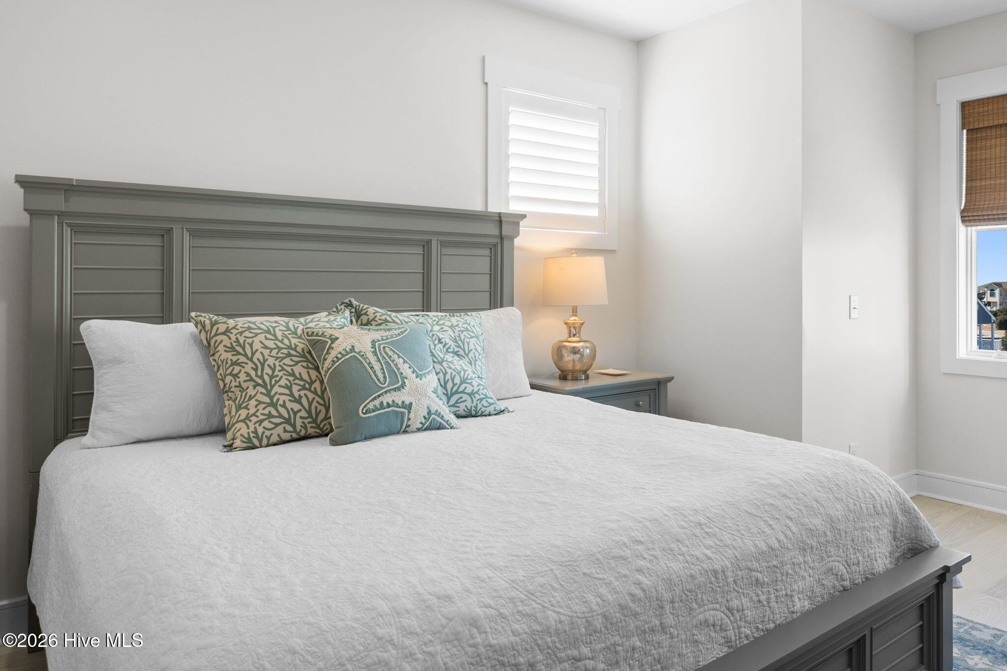 100550371 | Photo 54