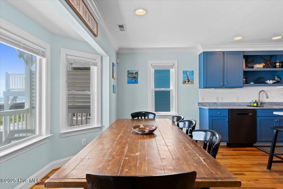 100513648 | Photo 21