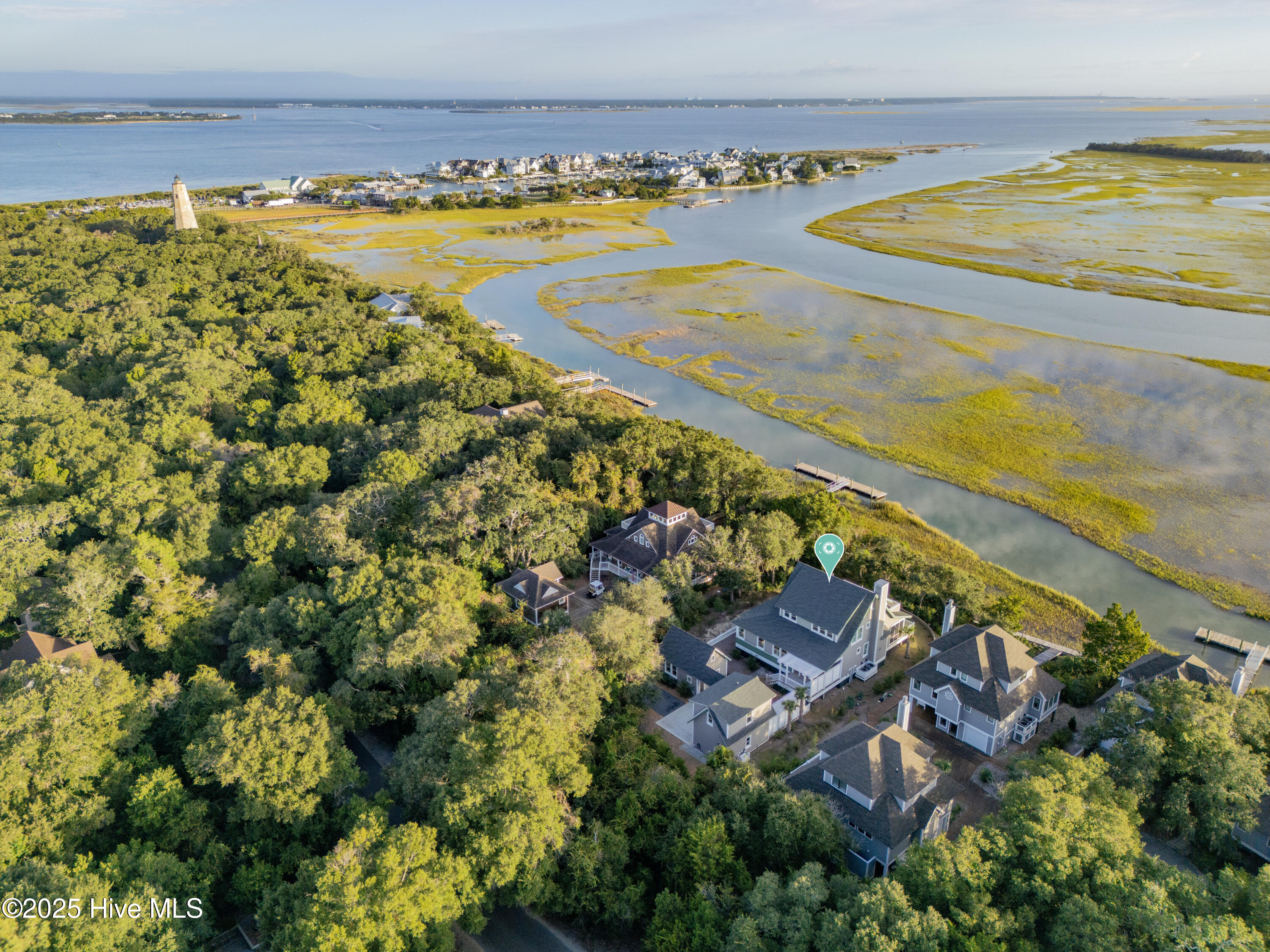 100534977 | Photo 59