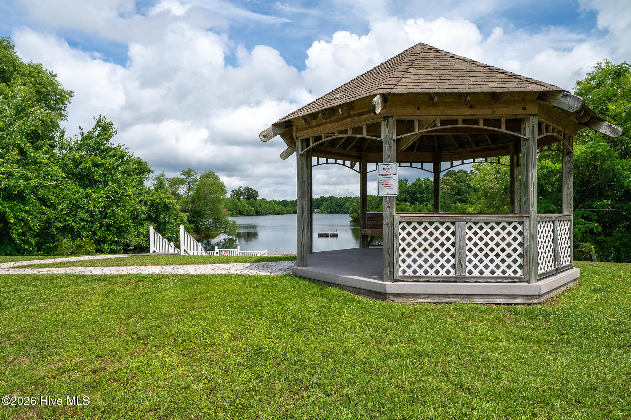 303 Ramonas Lake Court,New Bern