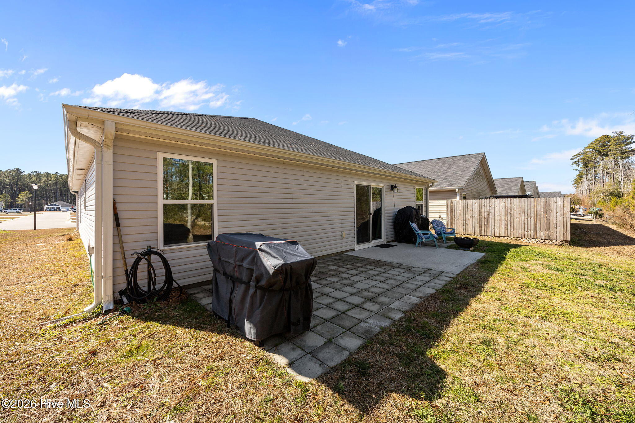 100551774 | Photo 39