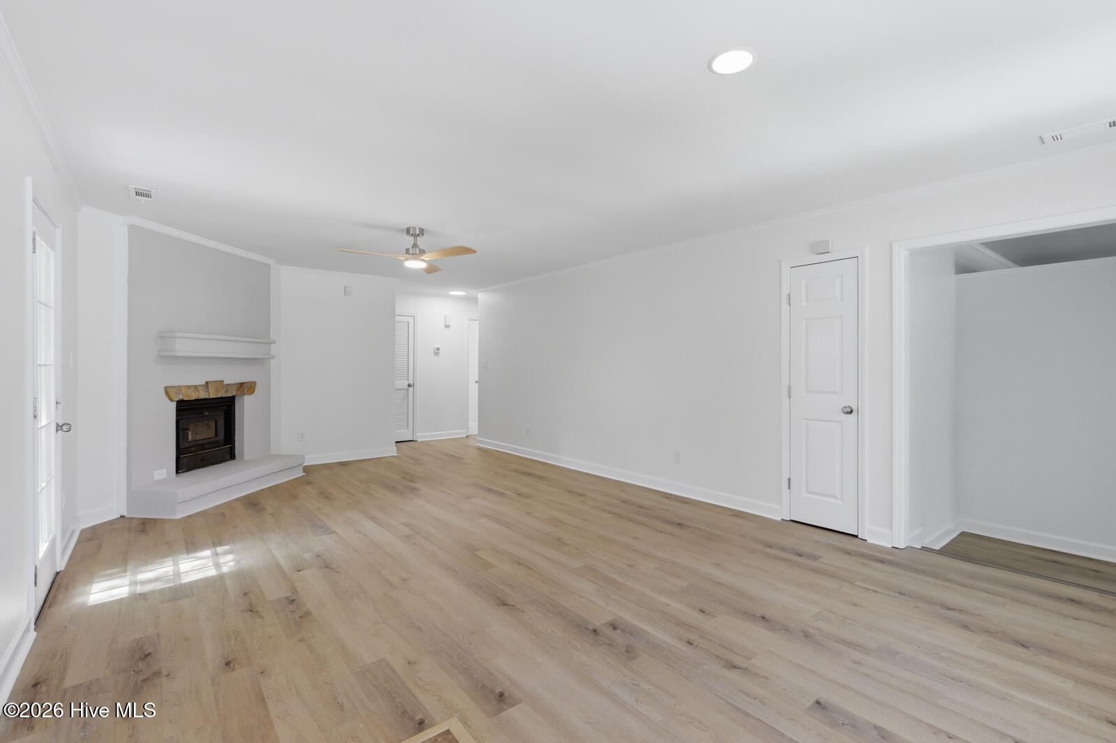 1100 Shroyer Circle, Jacksonville, NC 28540 – photo 4: shroyer-4