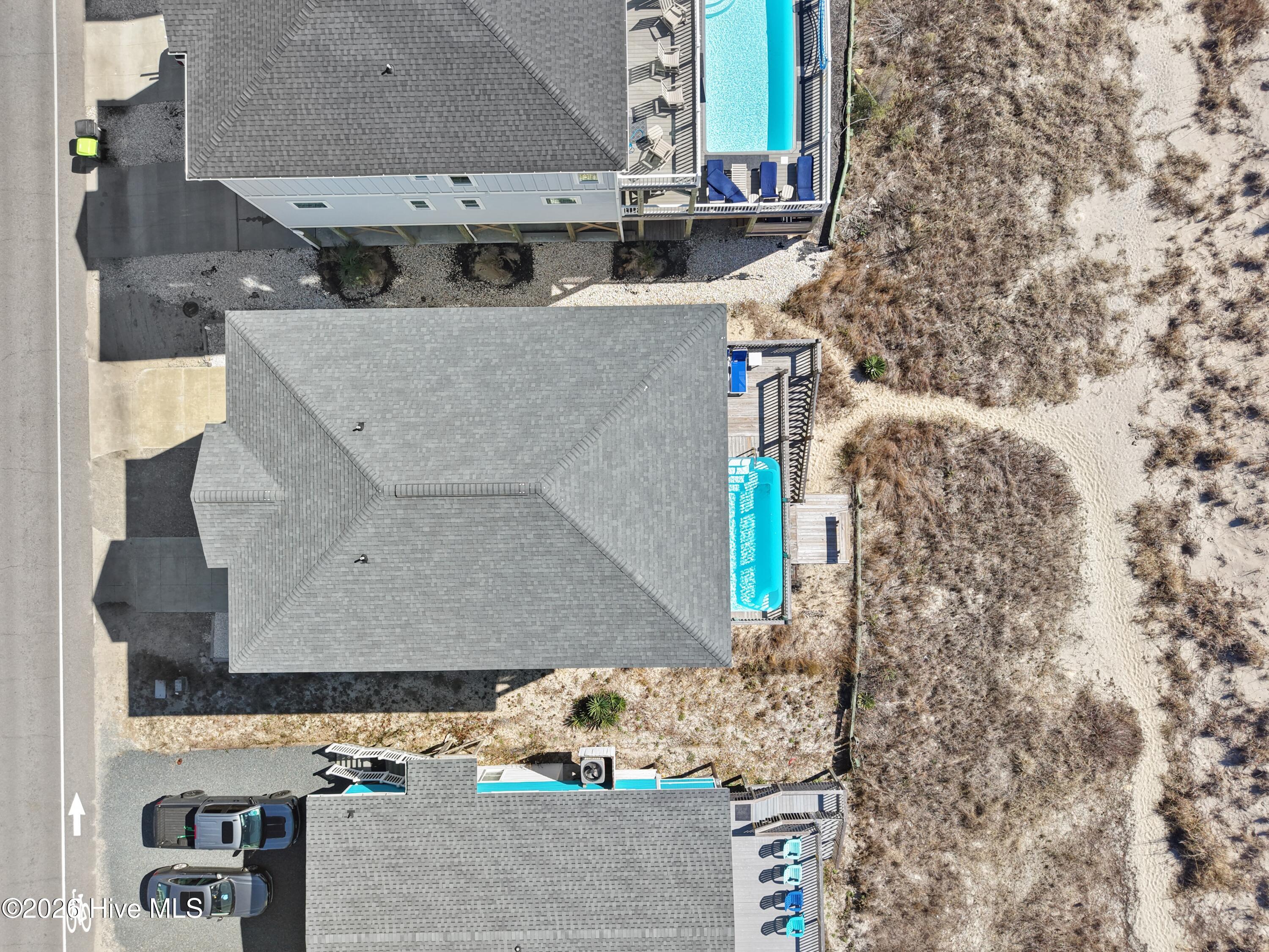 100557175 | Photo 70