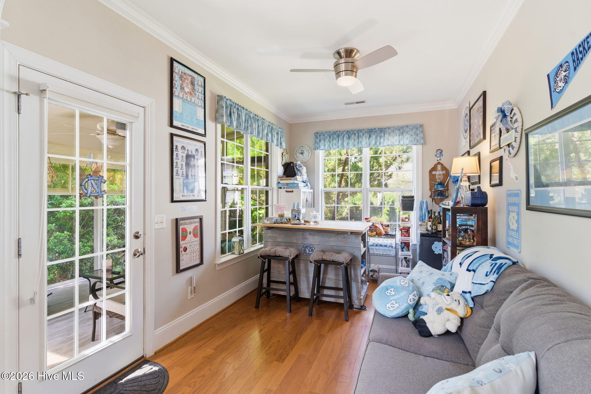 100569602 | Photo 34