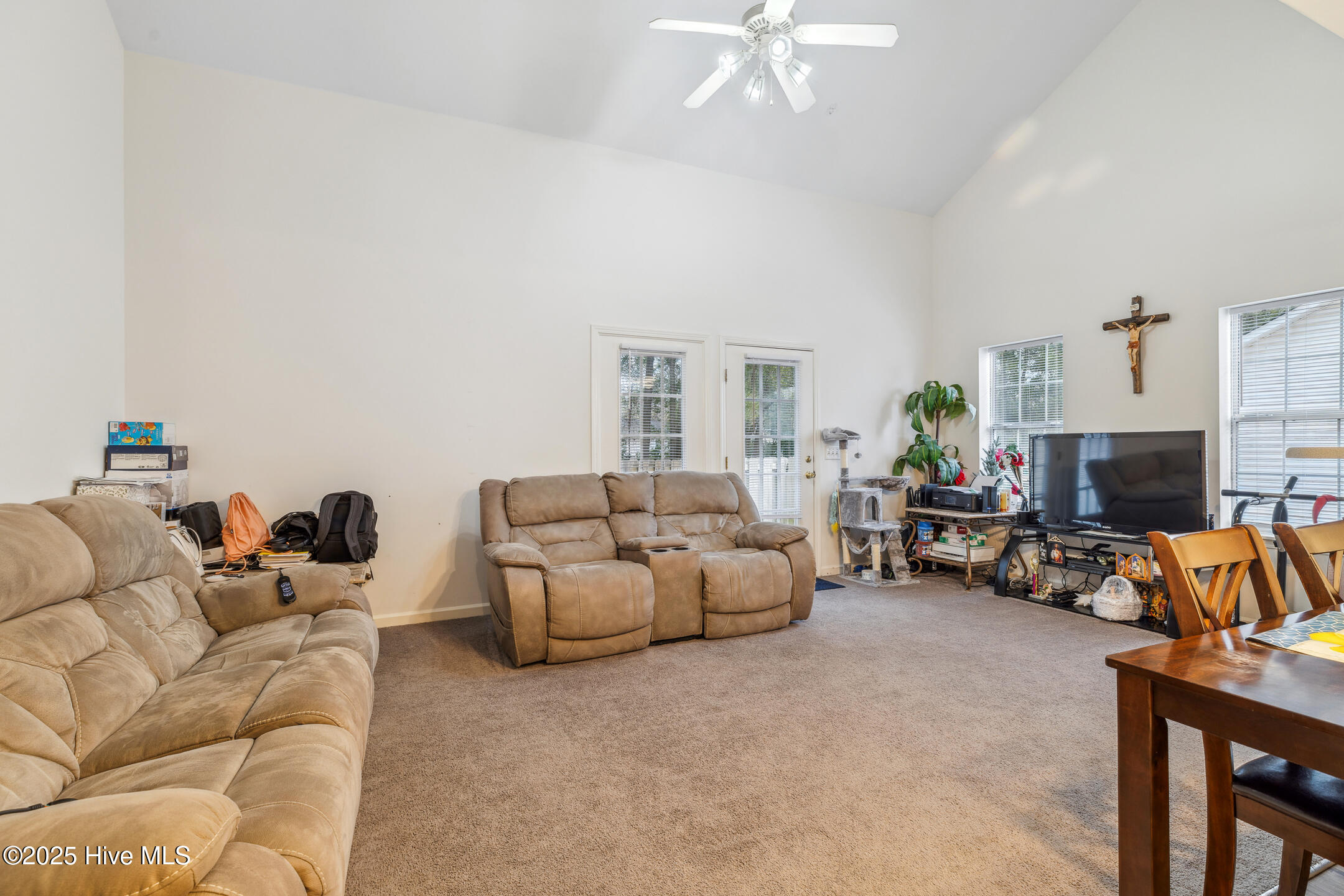 5057 Peachtree Avenue