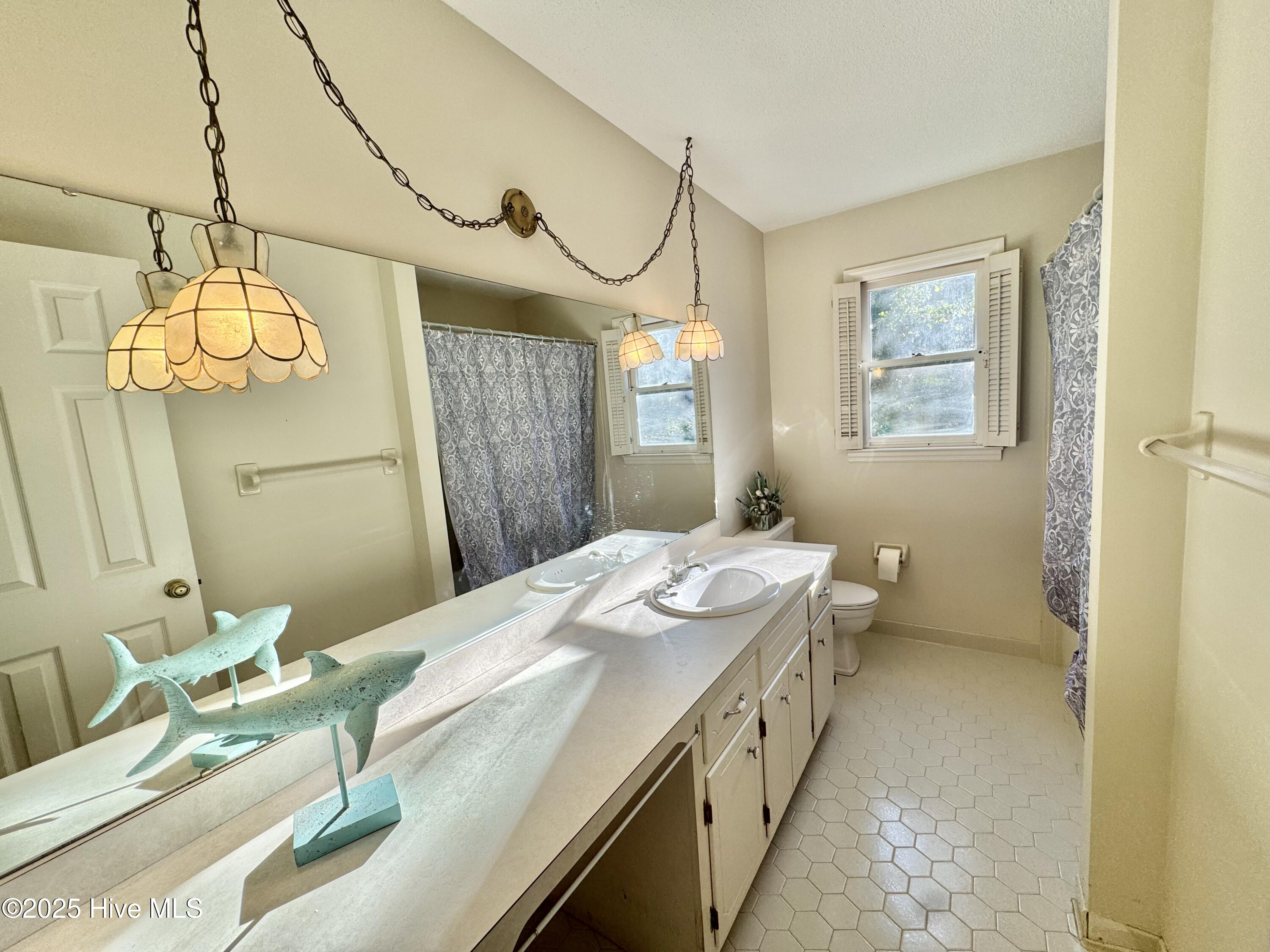 100541752 | Photo 12