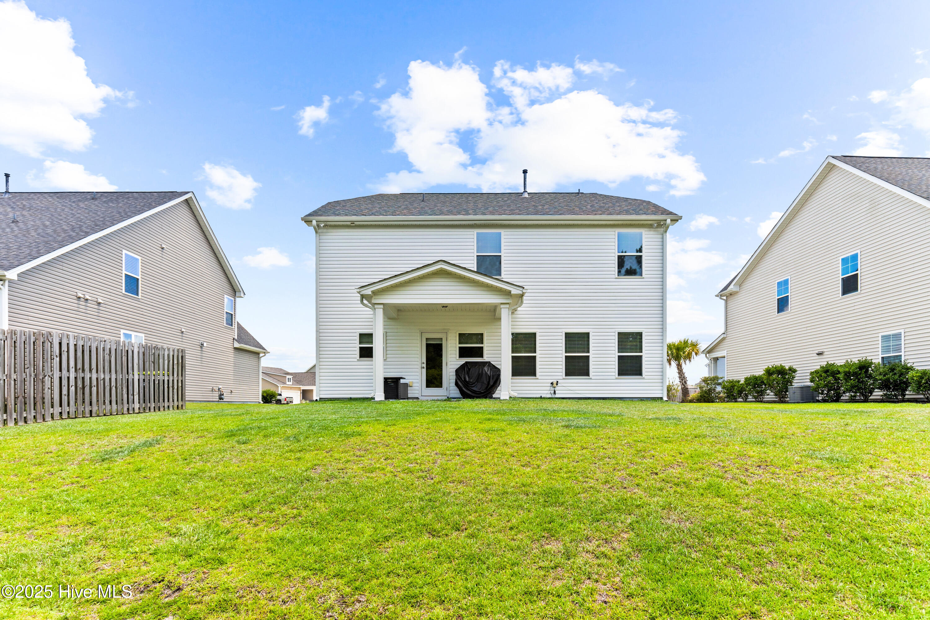 100549999 | Photo 16