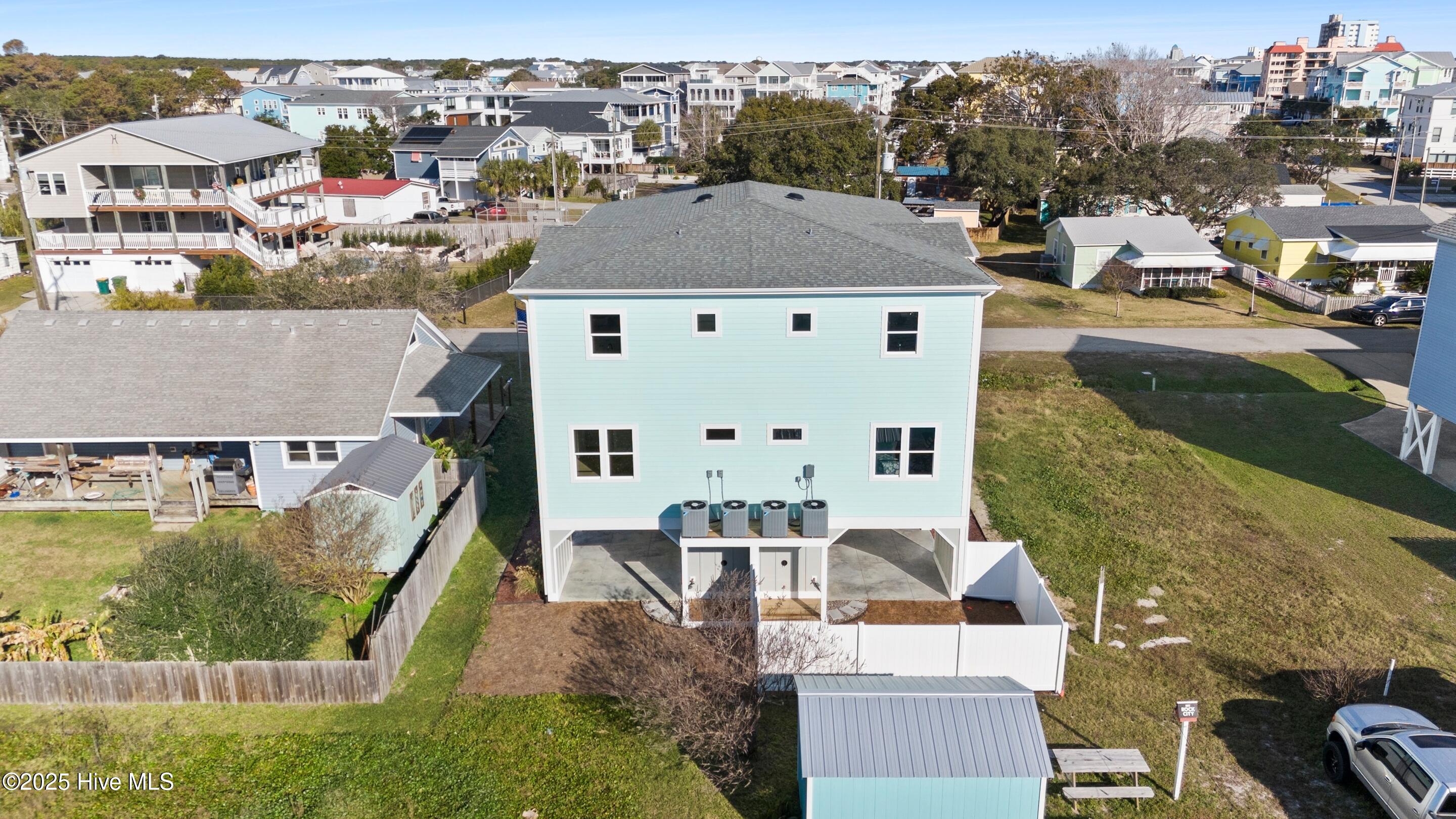 100544880 | Photo 50