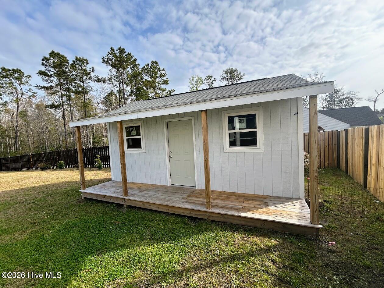 100562771 | Photo 32