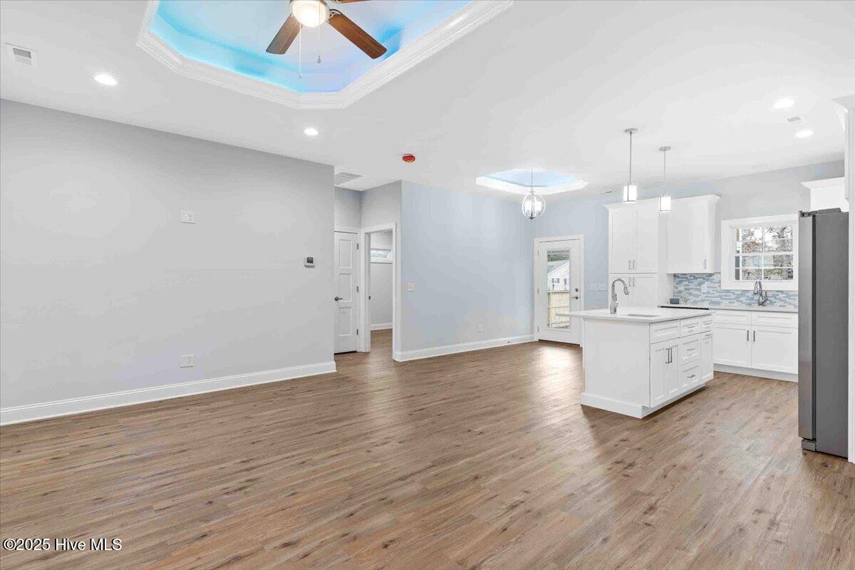 100525098 | Photo 22