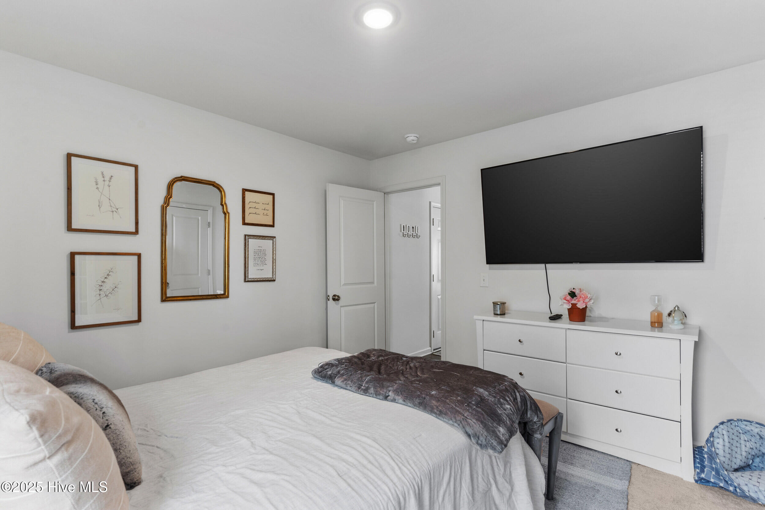 100546616 | Photo 19