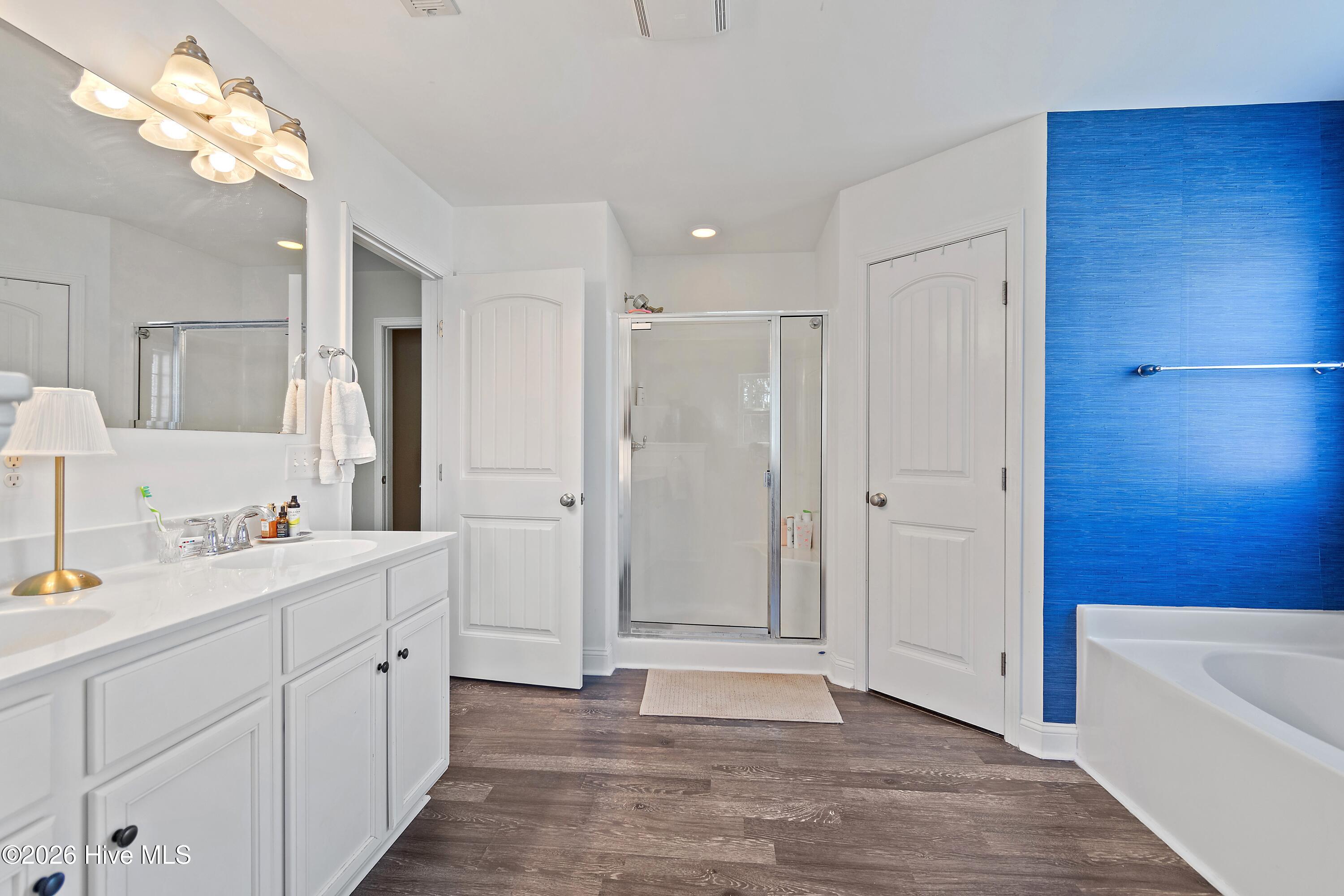 100554024 | Photo 13