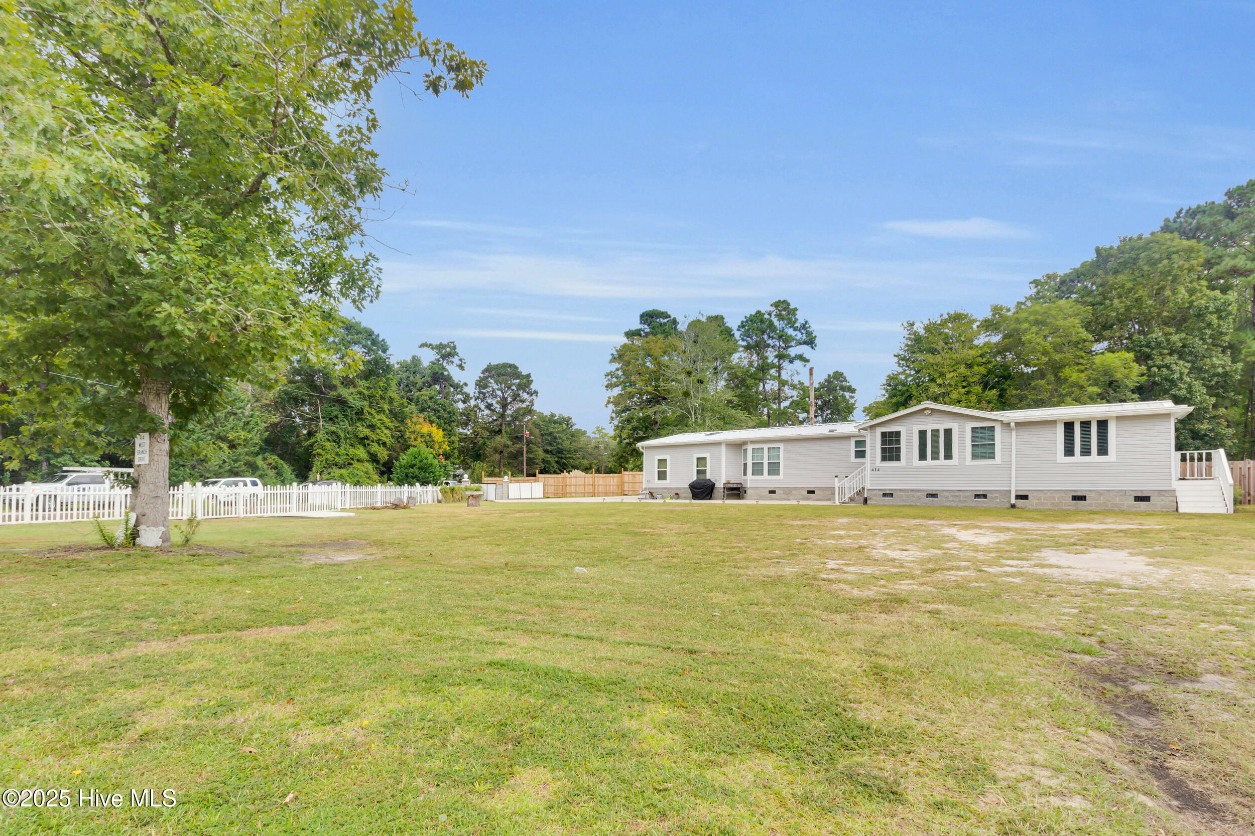 414 W Branch Drive, Newport, NC, 28570