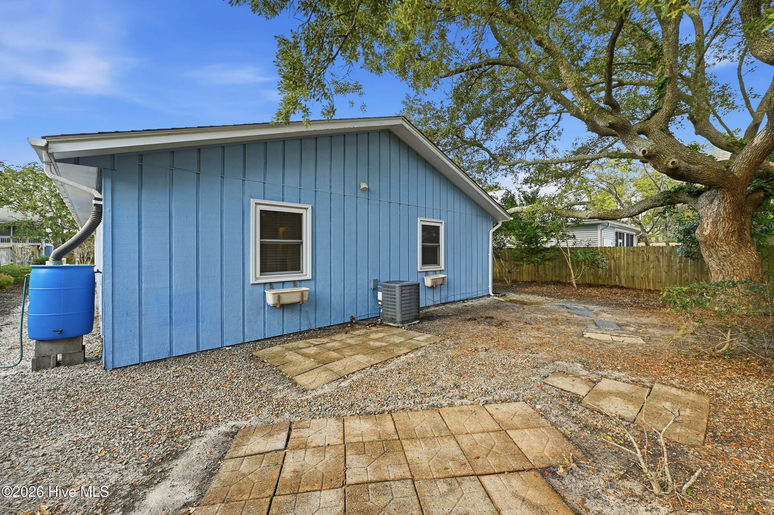 100552518 | Photo 36