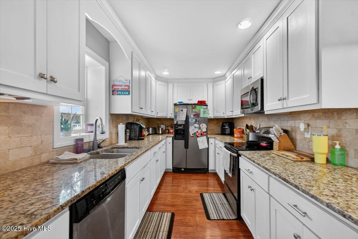 100539192 | Photo 30