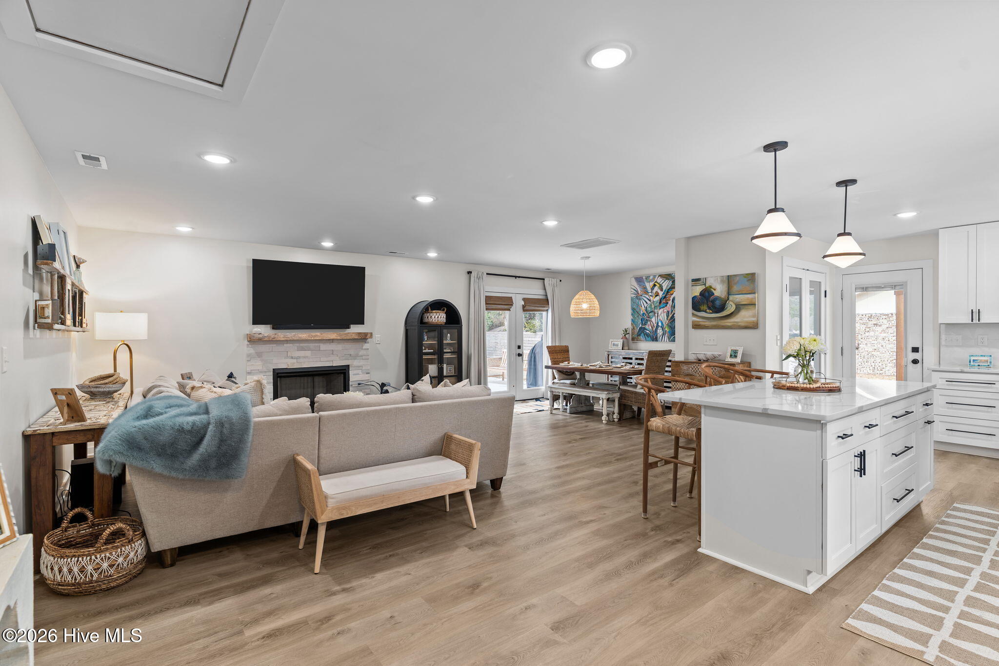 100552311 | Photo 26