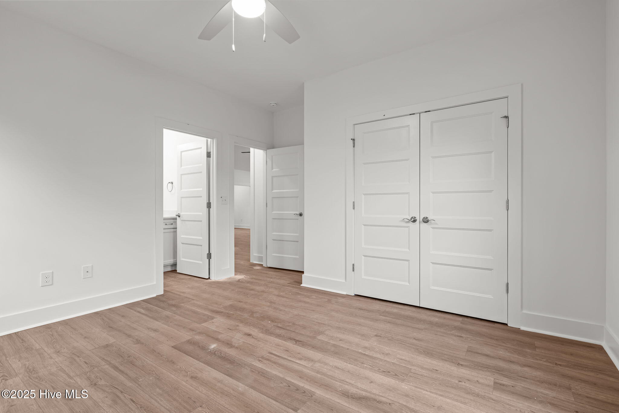 1099 Ring Road