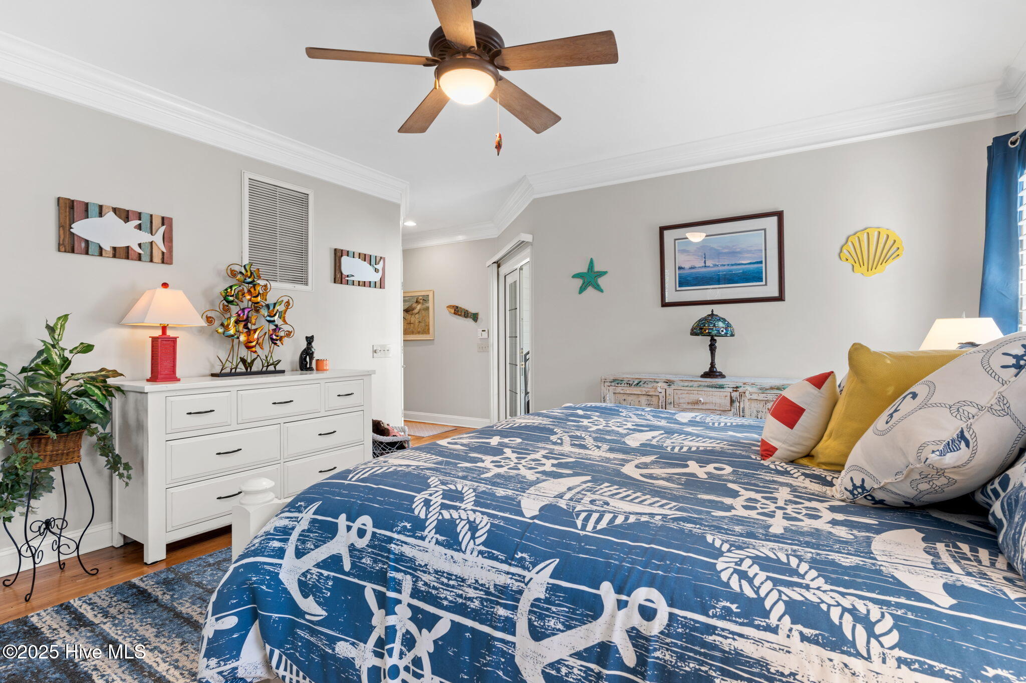 100544060 | Photo 49