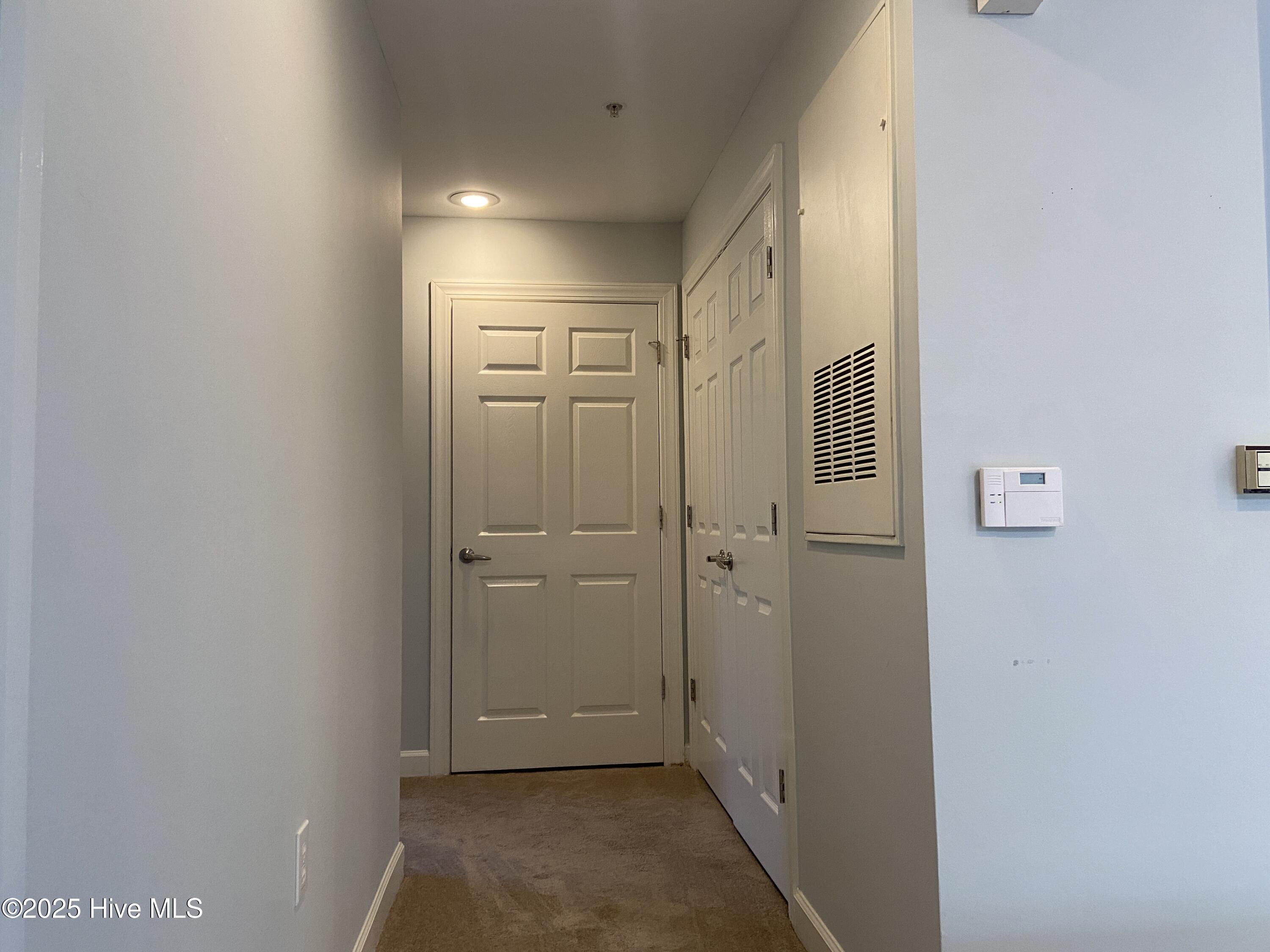 100546952 | Photo 11