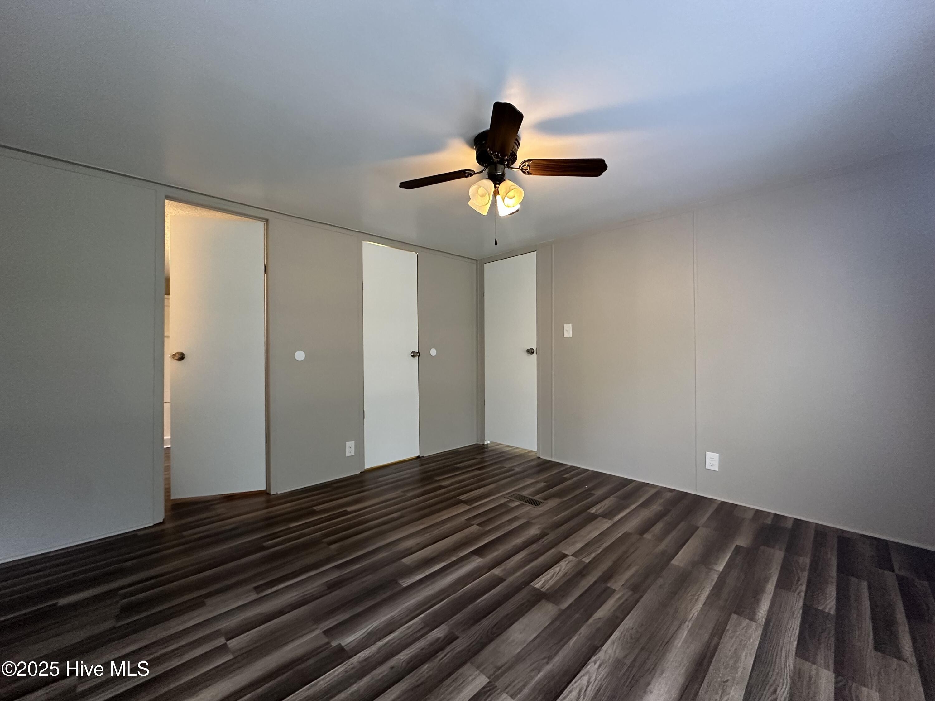 100545851 | Photo 13