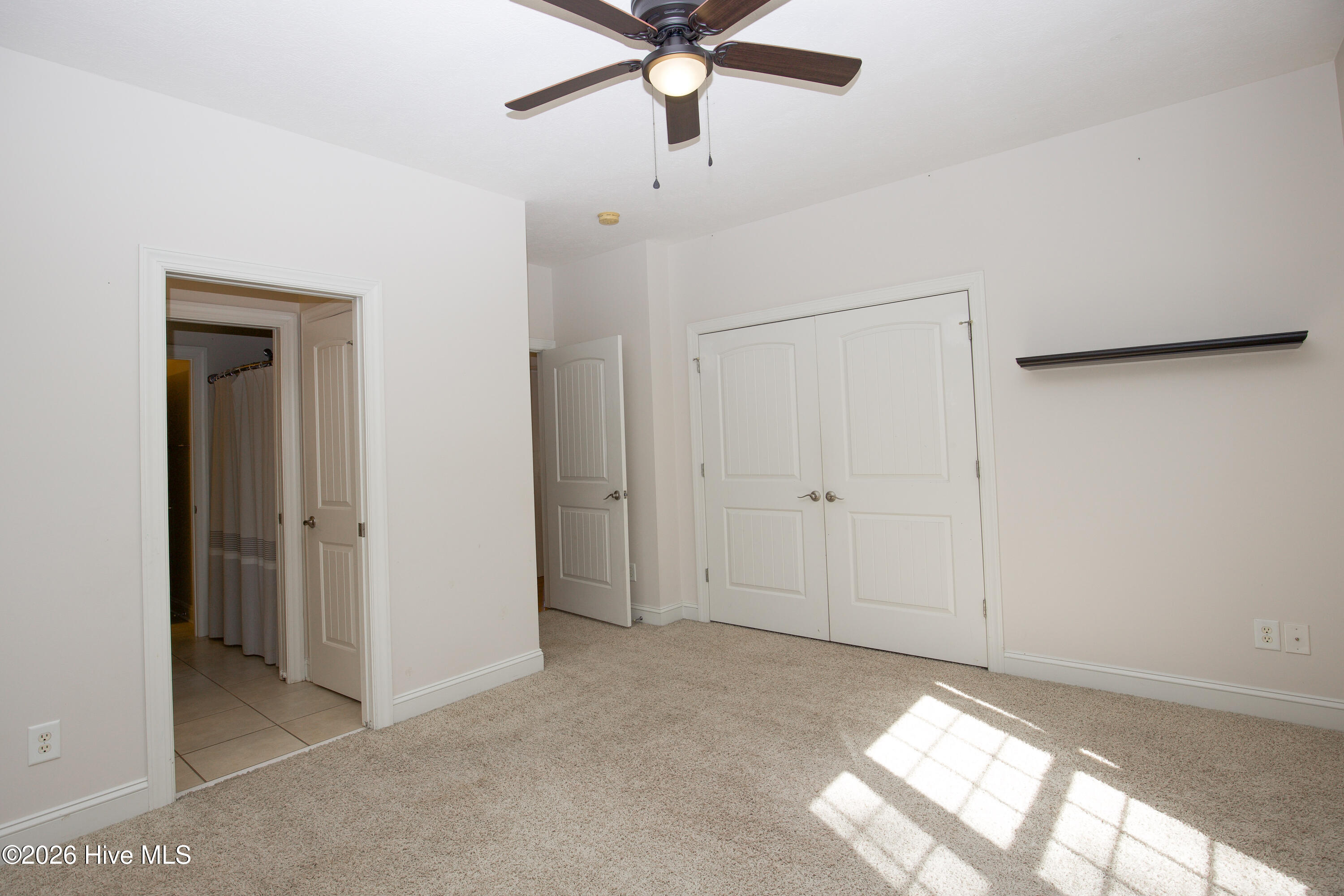 16 Montrose Ct-50