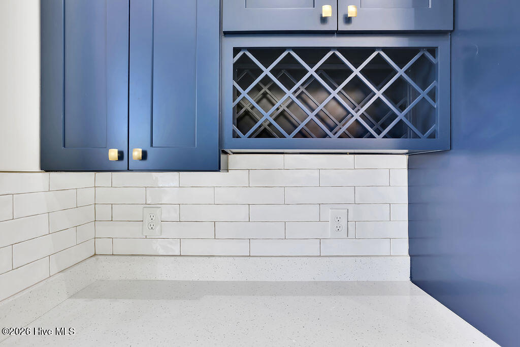 100550907 | Photo 15