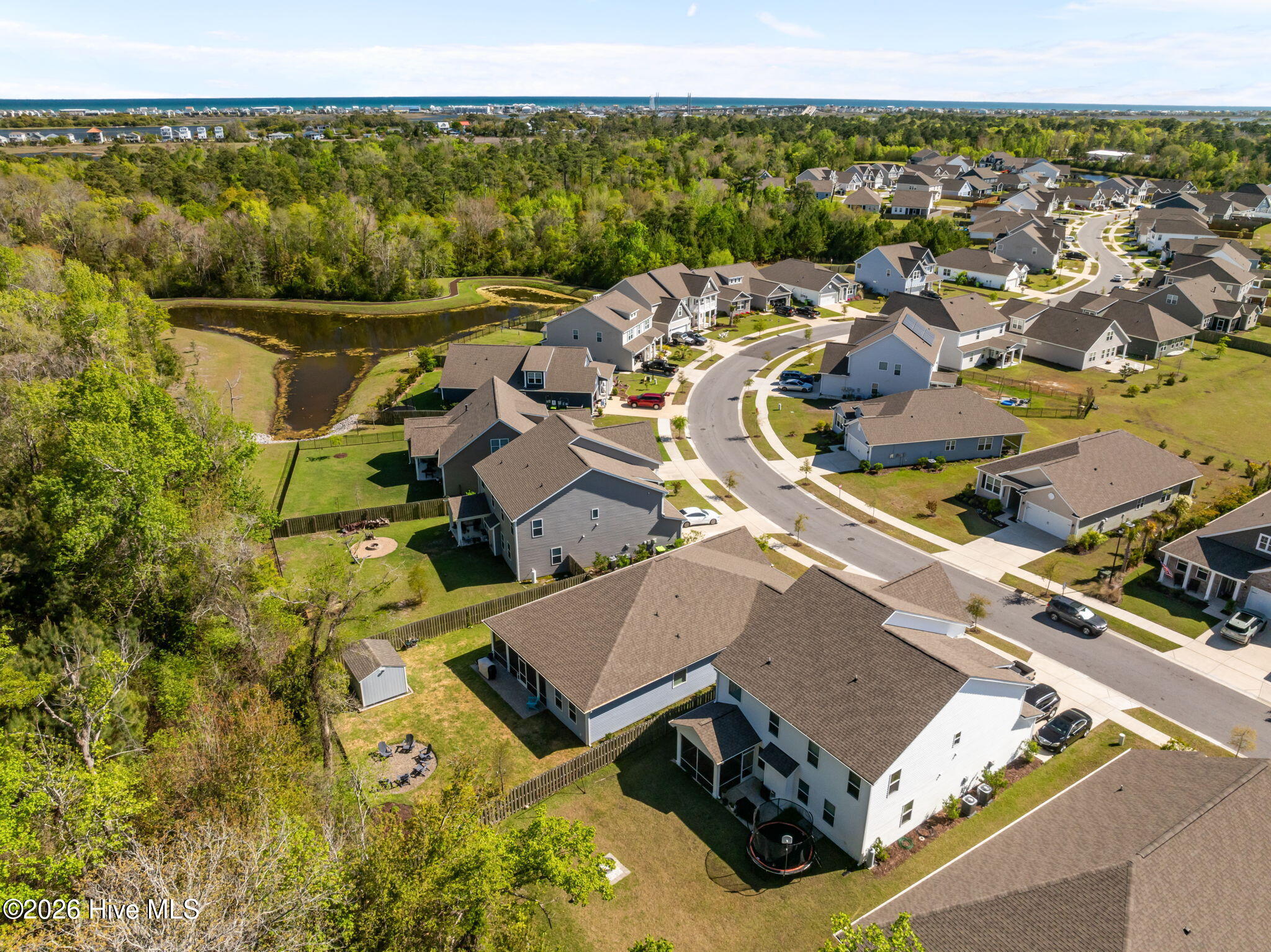 100566590 | Photo 20