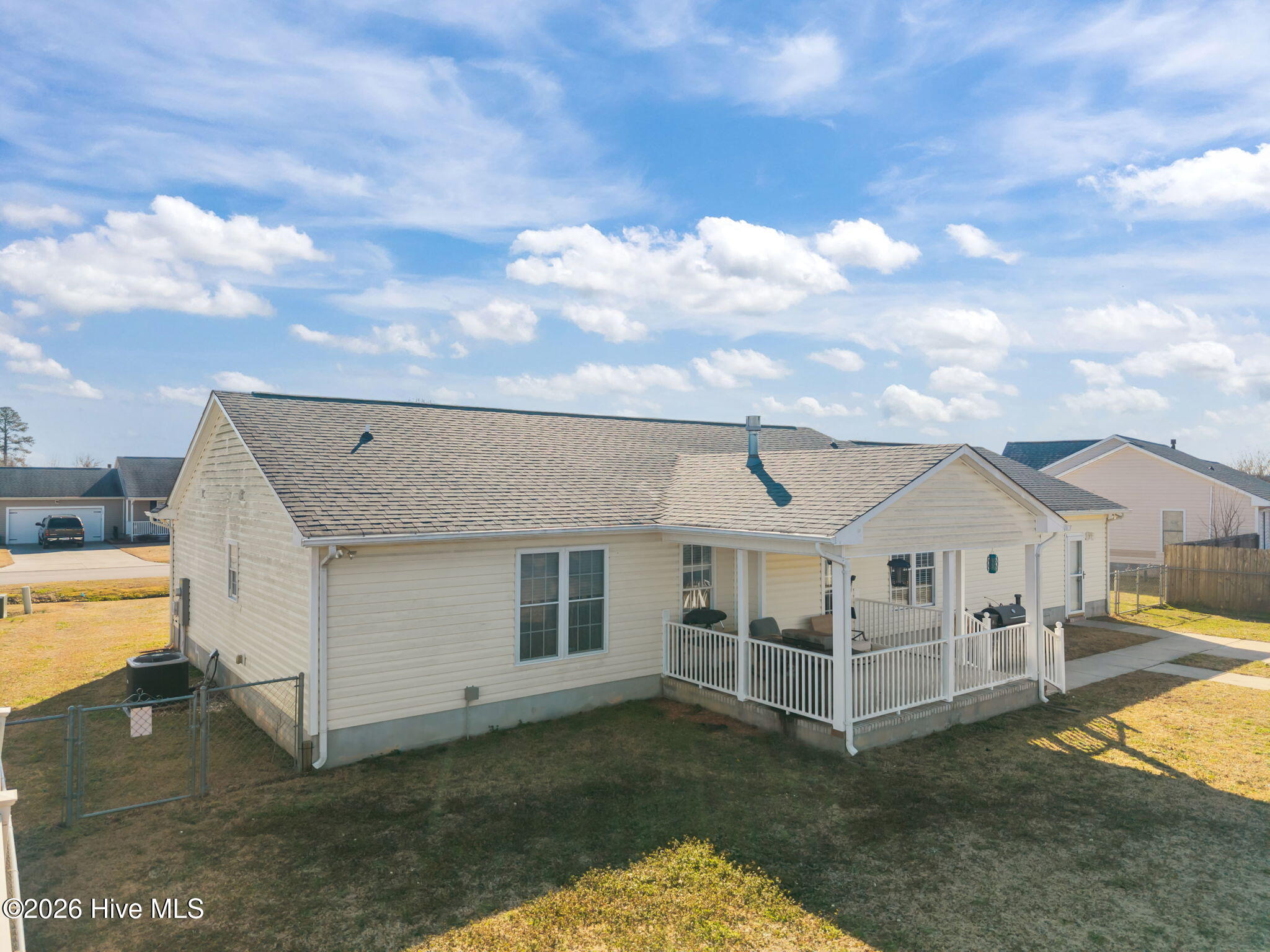 100554153 | Photo 39